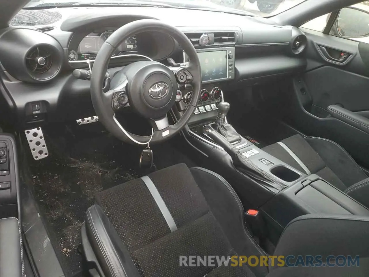 8 Photograph of a damaged car JF1ZNBE14R8755632 TOYOTA GR 86 PREM 2024
