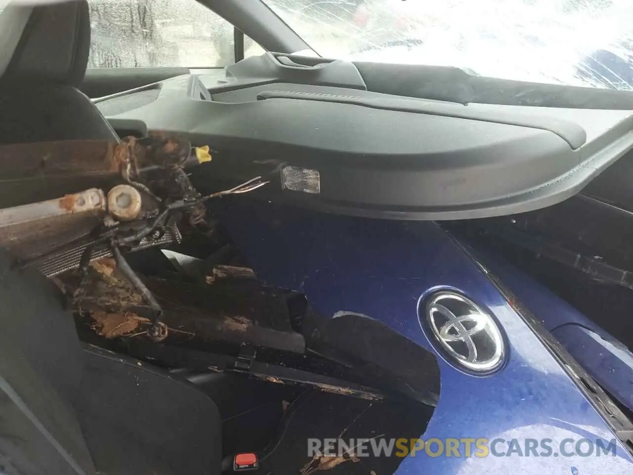 8 Photograph of a damaged car JF1ZNBE15R8757616 TOYOTA GR 86 PREM 2024