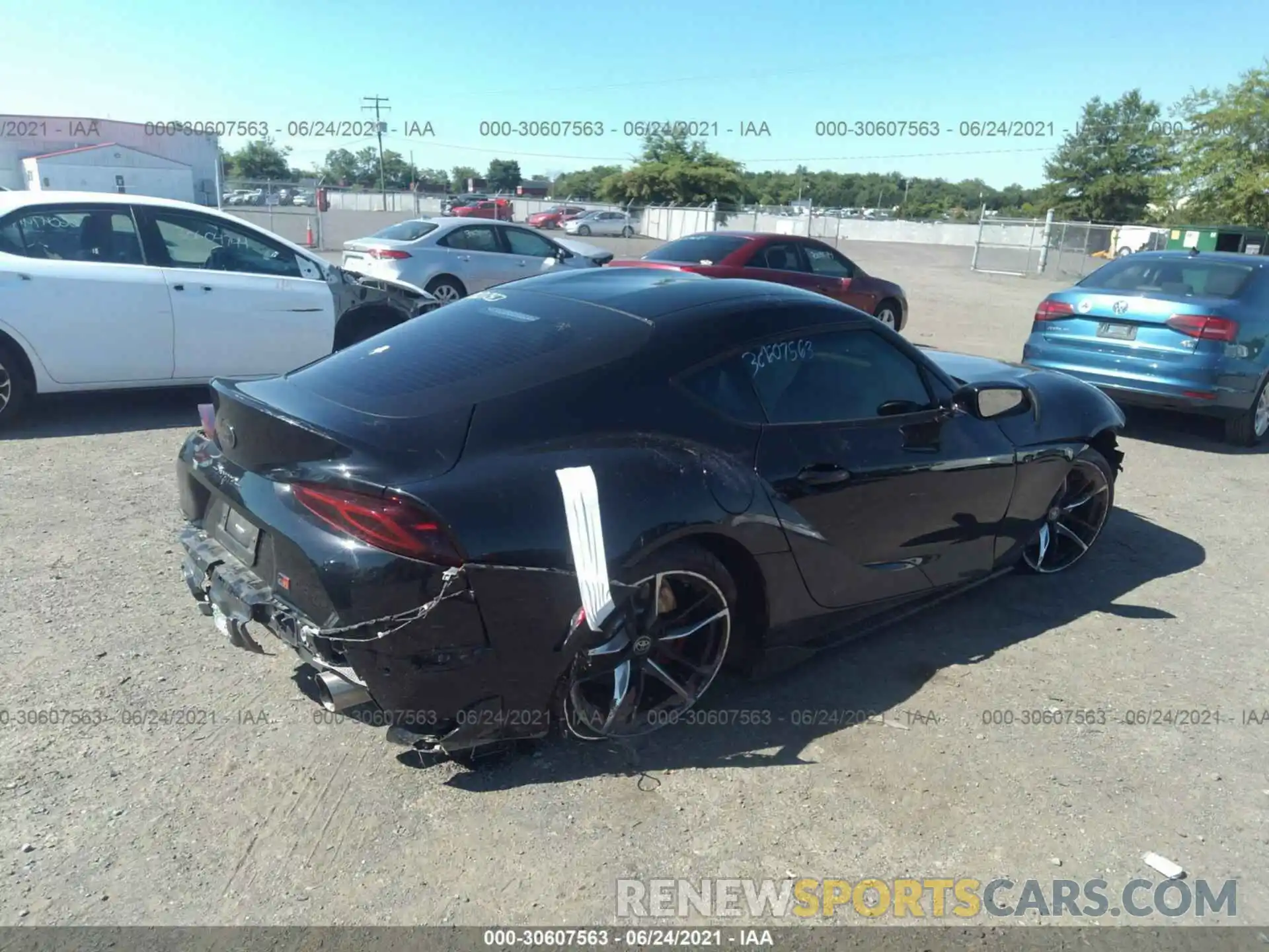 4 Photograph of a damaged car WZ1DB0C06MW038196 TOYOTA GR SUPRA 2021