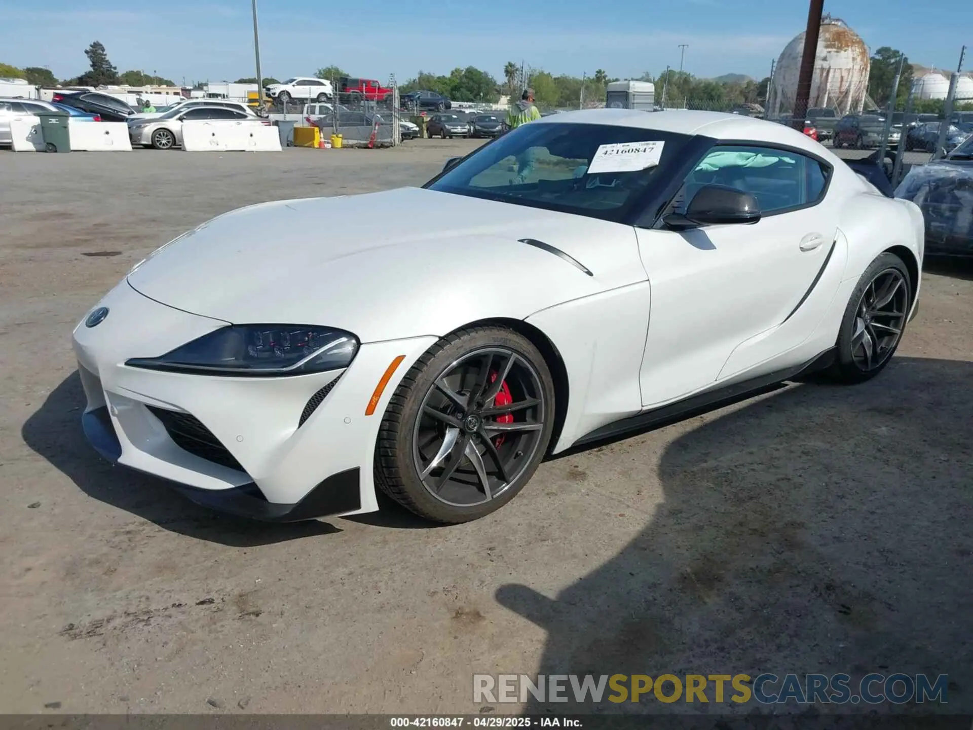 2 Photograph of a damaged car WZ1DB0C06MW039185 TOYOTA GR SUPRA 2021