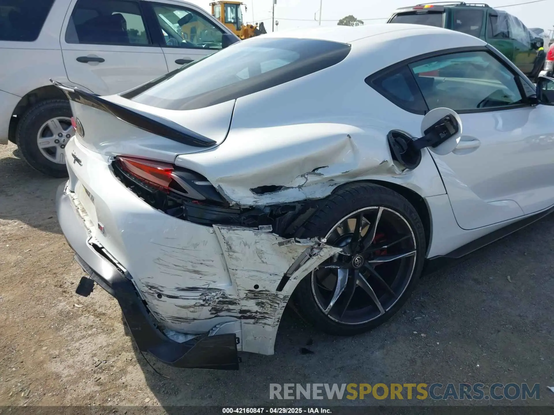 6 Photograph of a damaged car WZ1DB0C06MW039185 TOYOTA GR SUPRA 2021