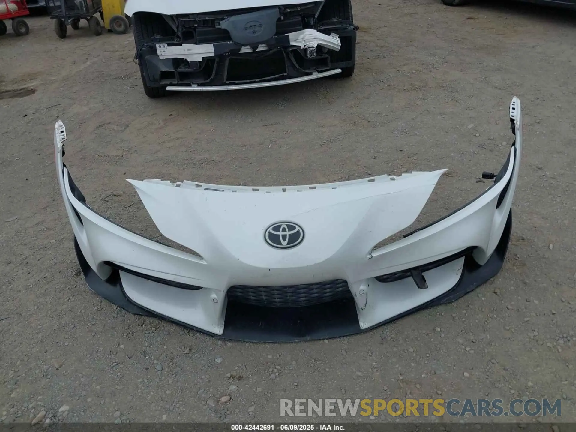 12 Photograph of a damaged car WZ1DB2C02MW041740 TOYOTA GR SUPRA 2021
