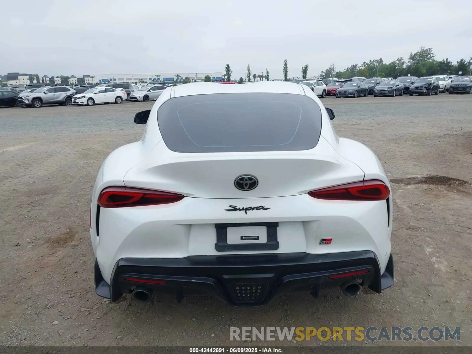 17 Photograph of a damaged car WZ1DB2C02MW041740 TOYOTA GR SUPRA 2021