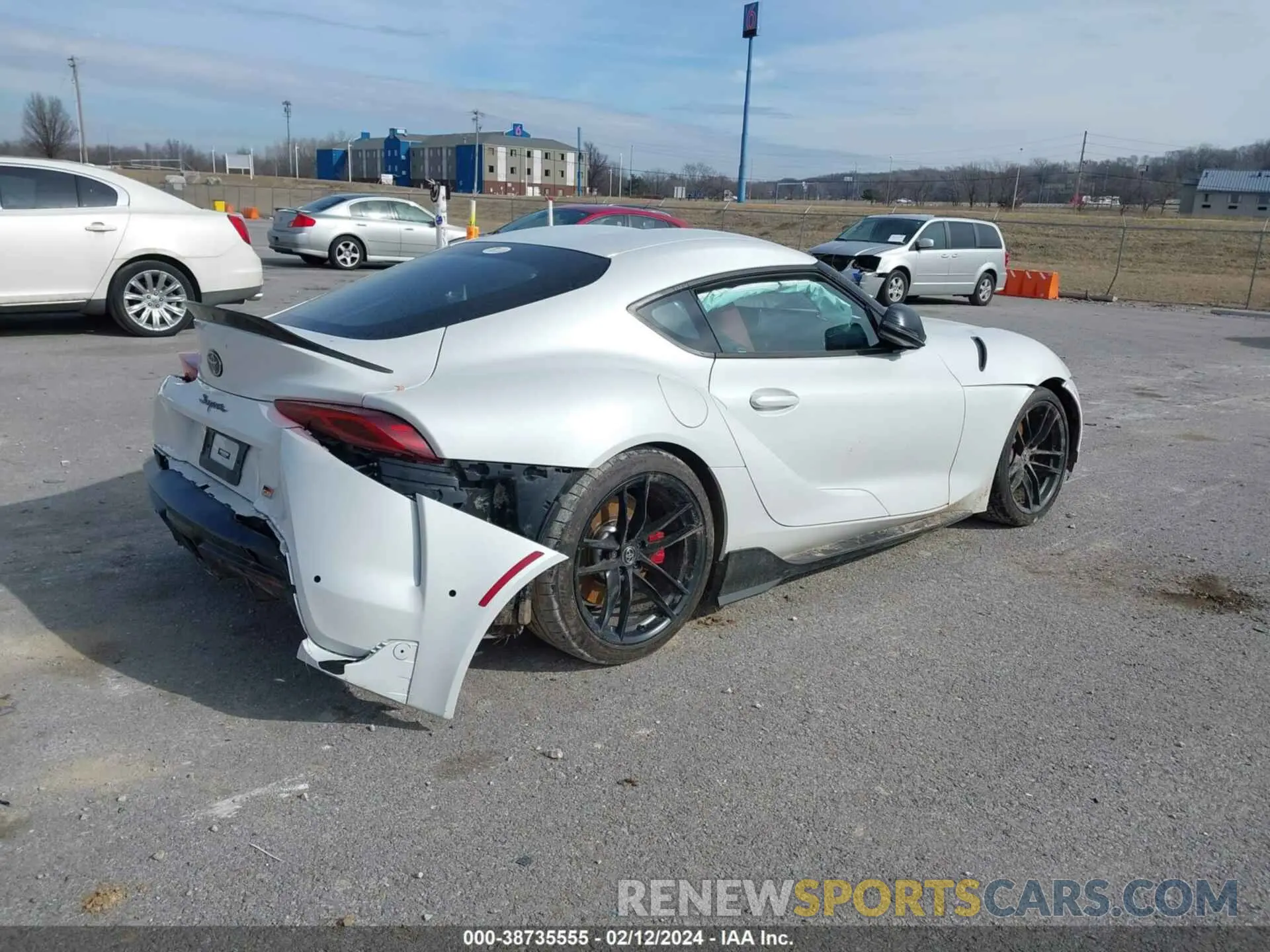 4 Photograph of a damaged car WZ1DB0C00NW049678 TOYOTA GR SUPRA 2022