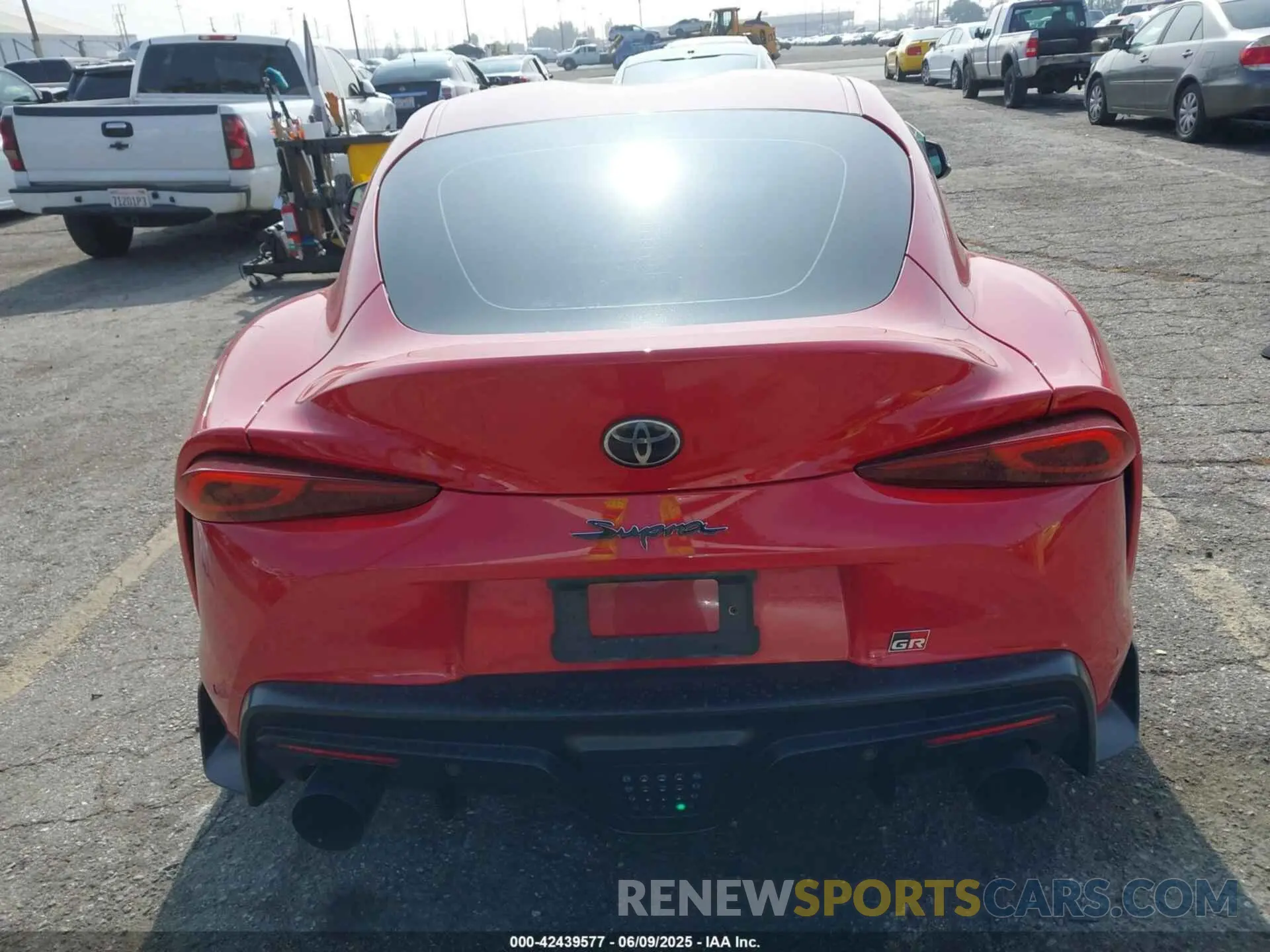 15 Photograph of a damaged car WZ1DB0C02NW048872 TOYOTA GR SUPRA 2022