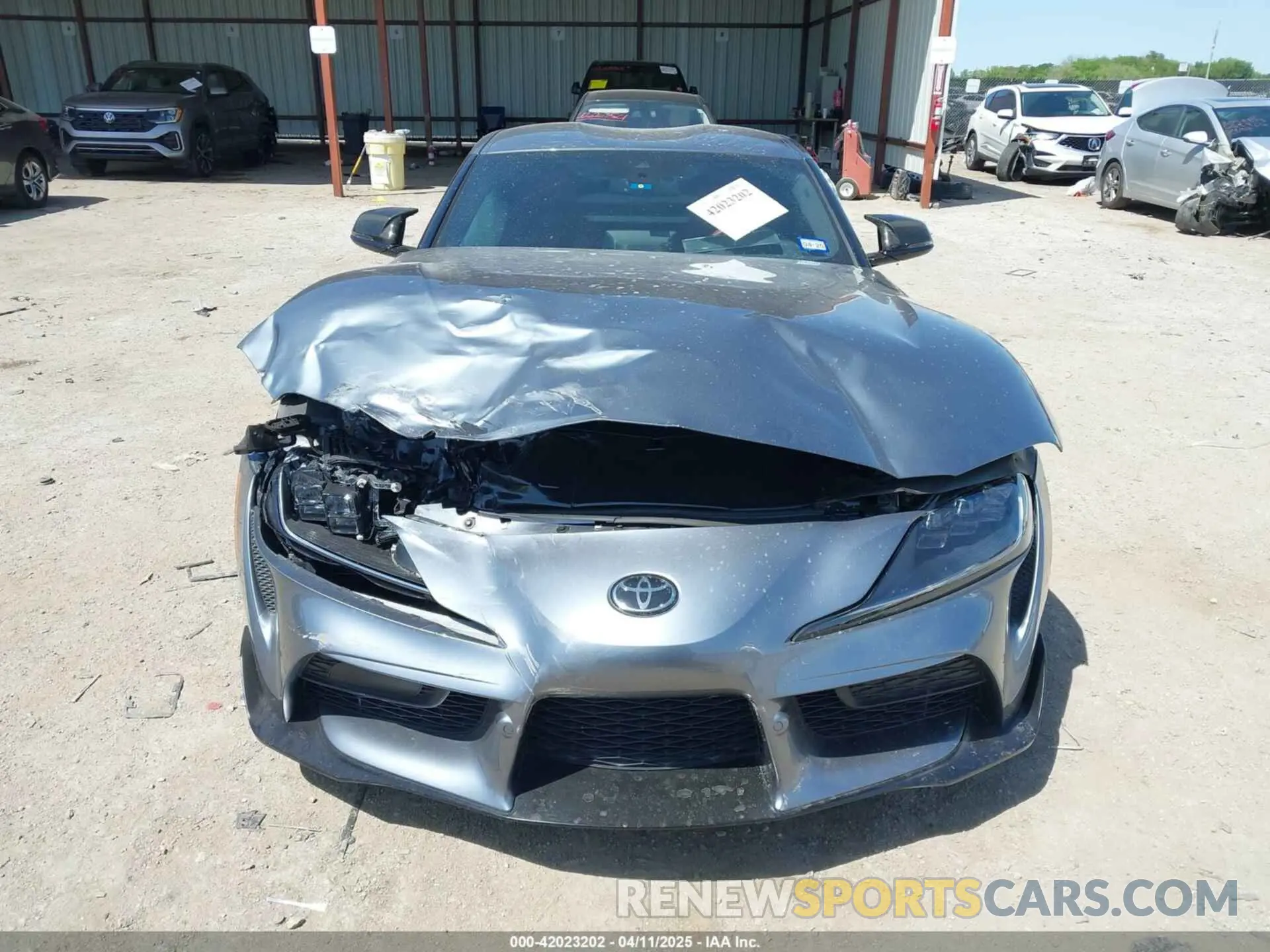 12 Photograph of a damaged car WZ1DB0C05NW050664 TOYOTA GR SUPRA 2022