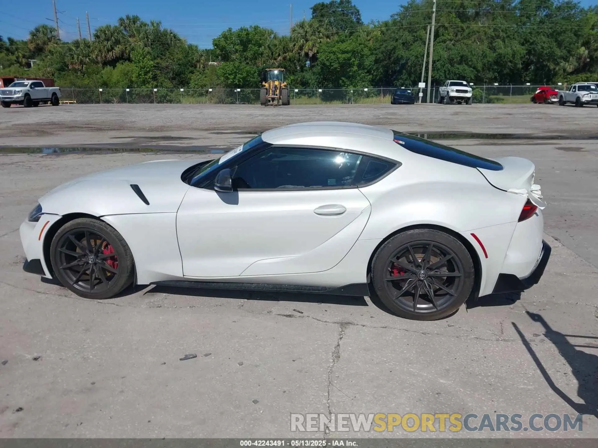 14 Photograph of a damaged car WZ1DB0G02RW066224 TOYOTA GR SUPRA 2024
