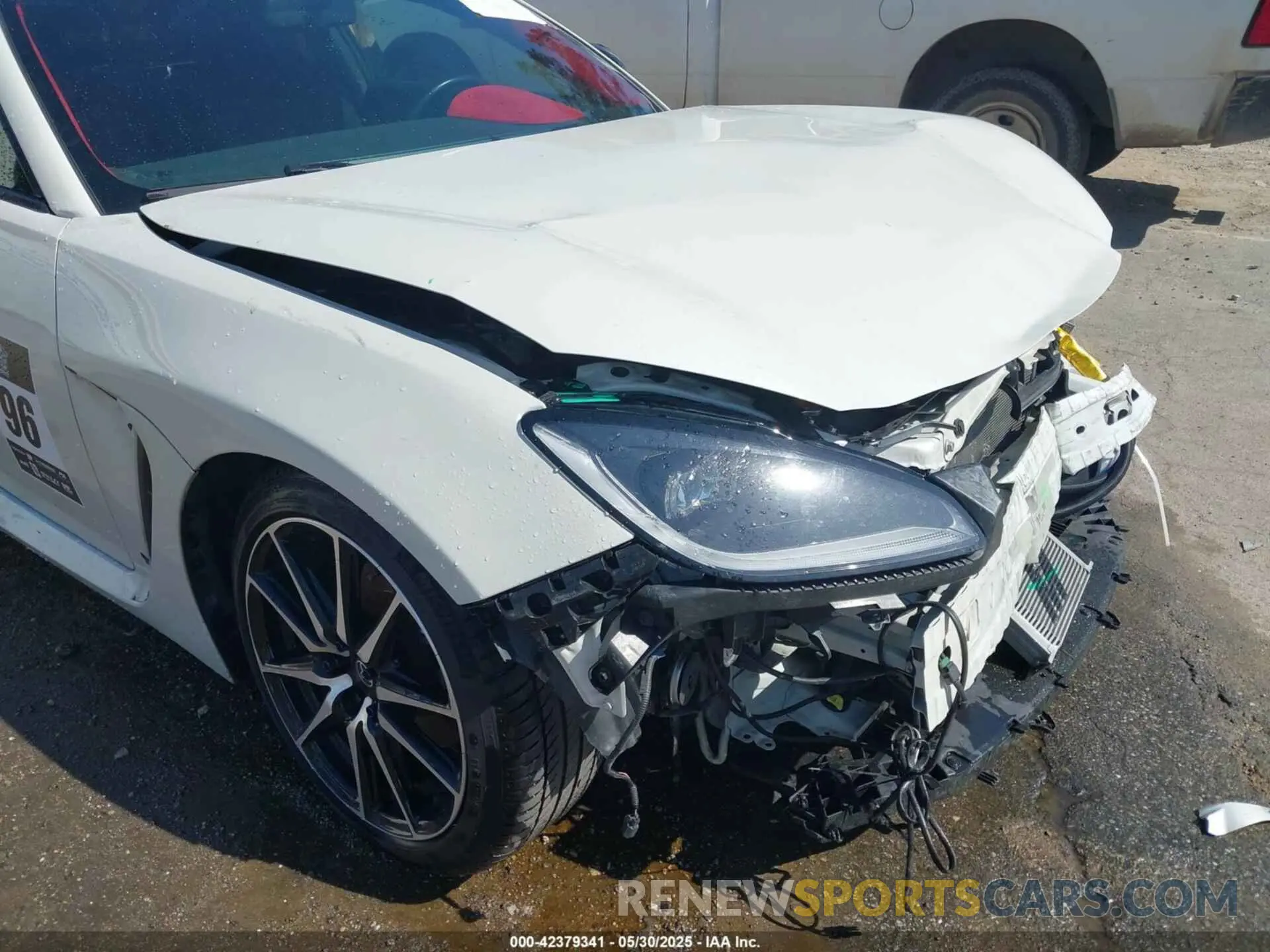 19 Photograph of a damaged car JF1ZNBB13N9756960 TOYOTA GR86 2022