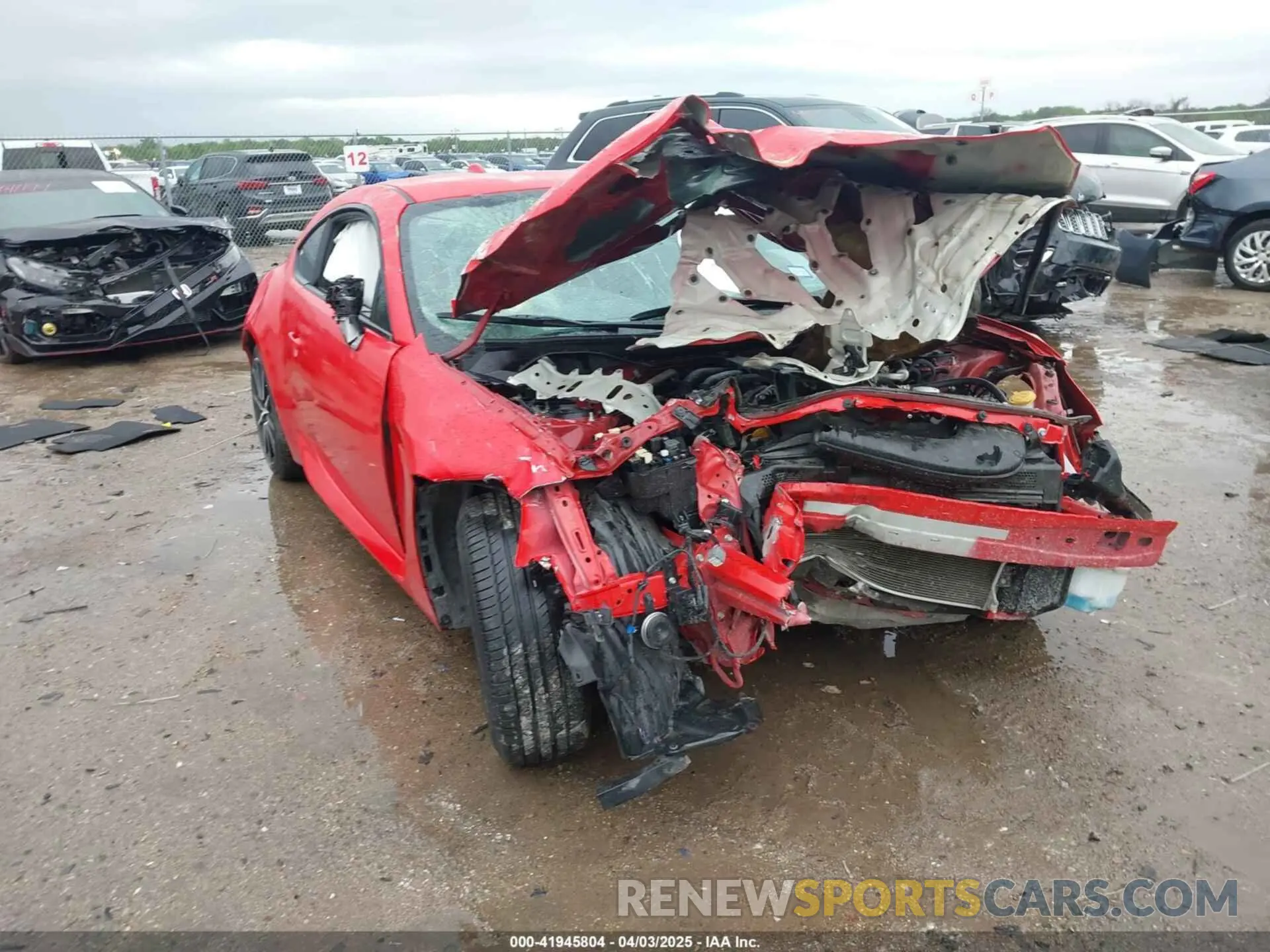 1 Photograph of a damaged car JF1ZNBC11N8755312 TOYOTA GR86 2022