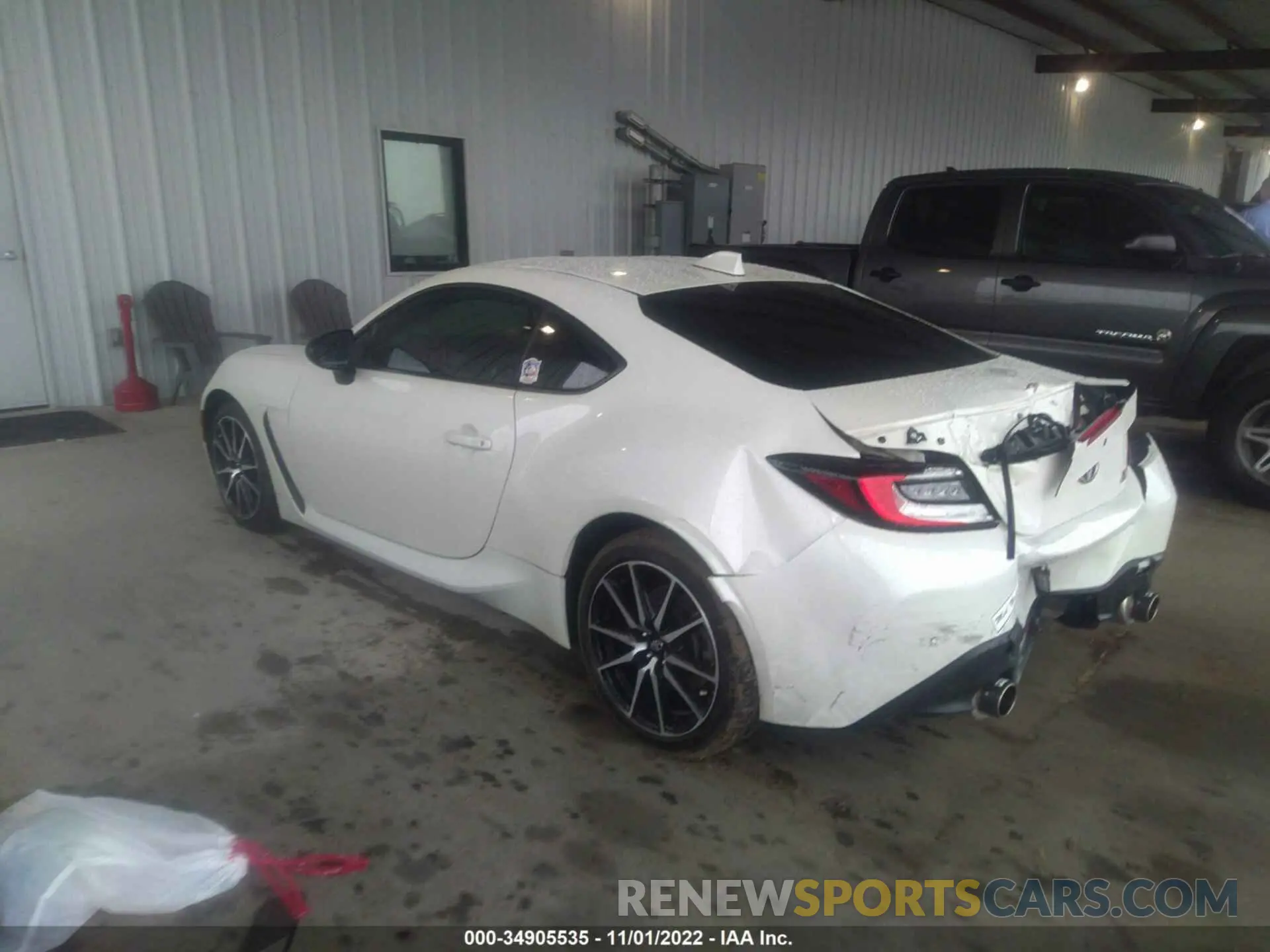 3 Photograph of a damaged car JF1ZNBC16N8752728 TOYOTA GR86 2022