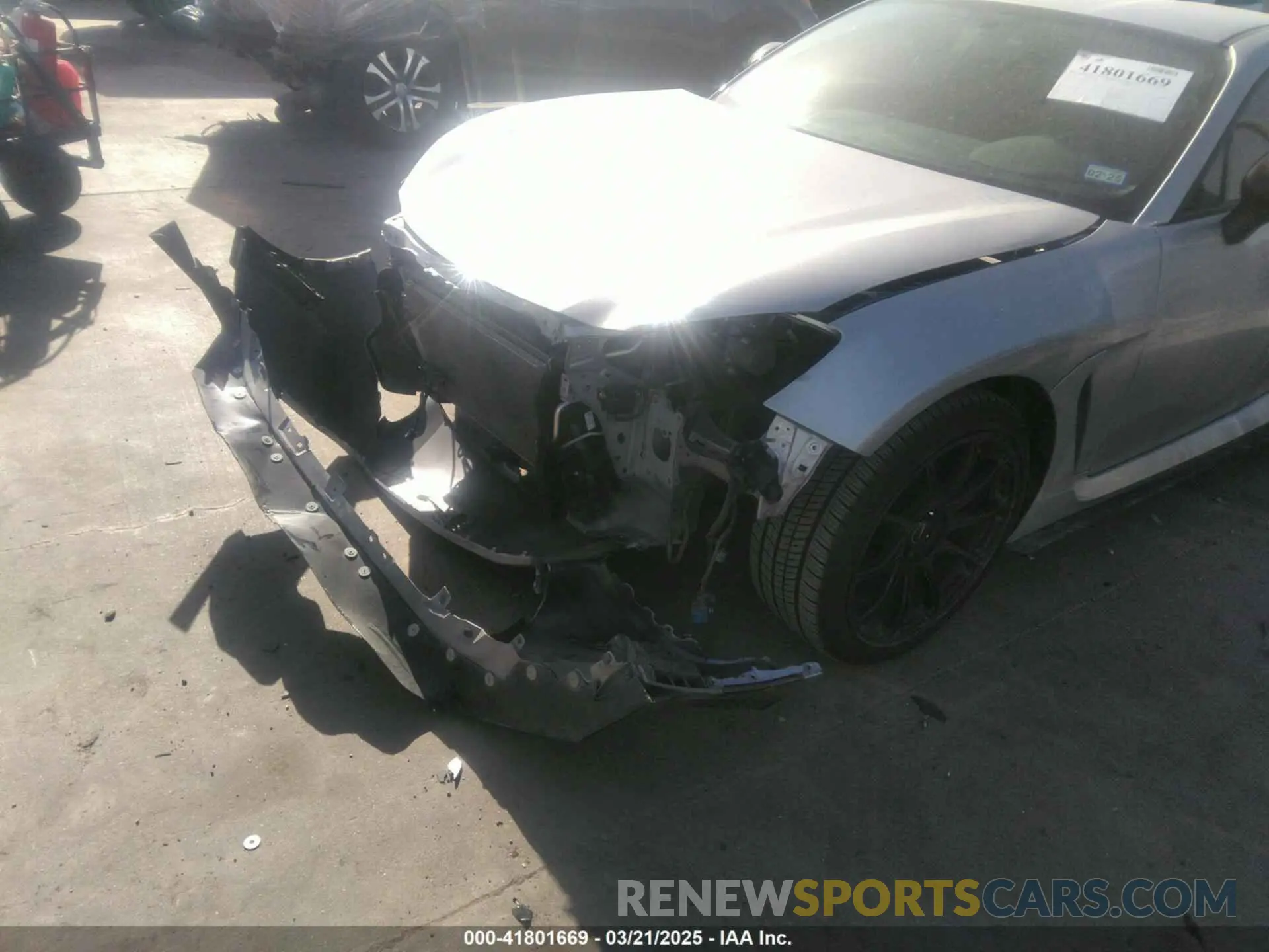 18 Photograph of a damaged car JF1ZNBC1XN8757012 TOYOTA GR86 2022