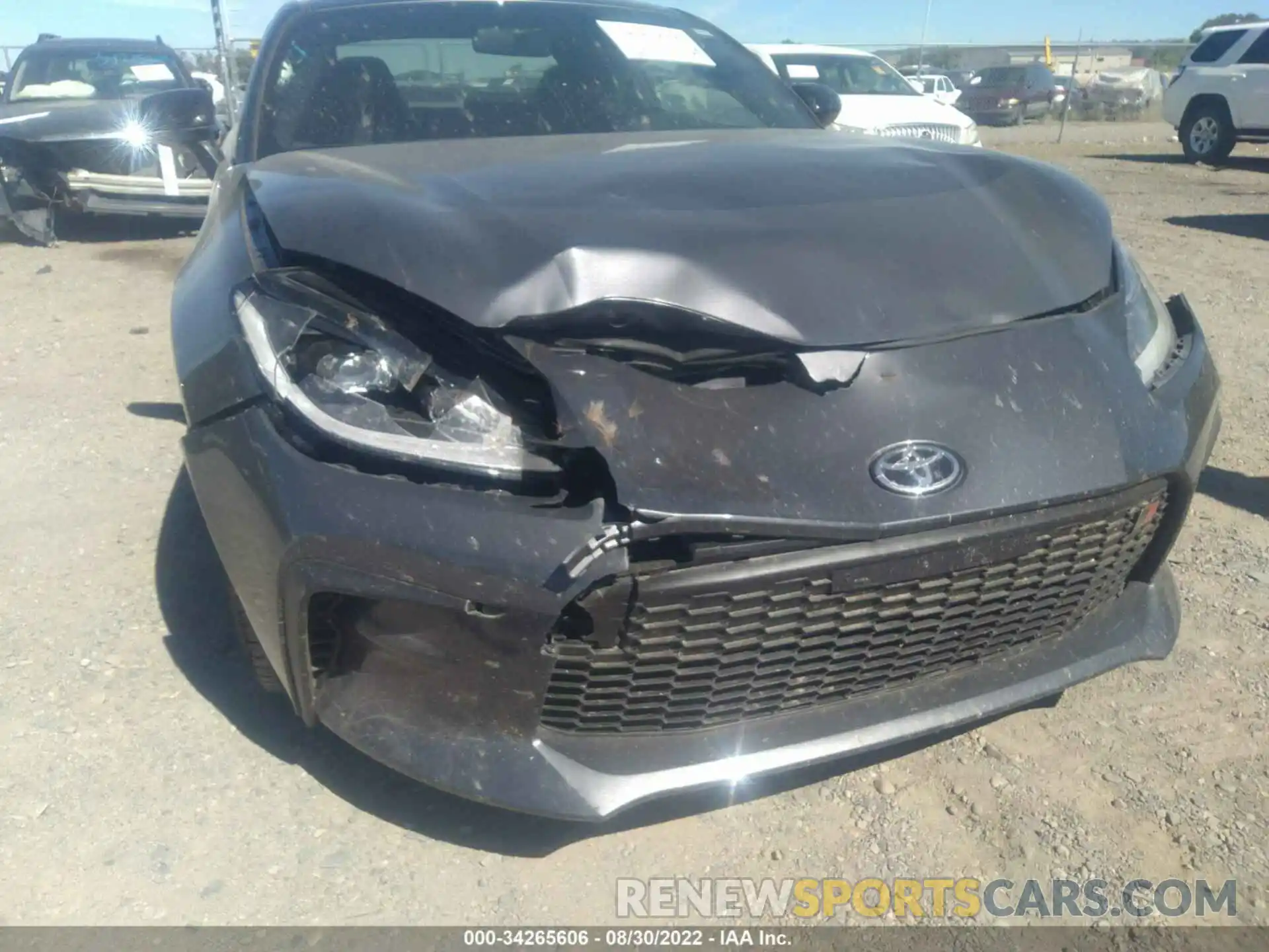 6 Photograph of a damaged car JF1ZNBE17N9754348 TOYOTA GR86 2022