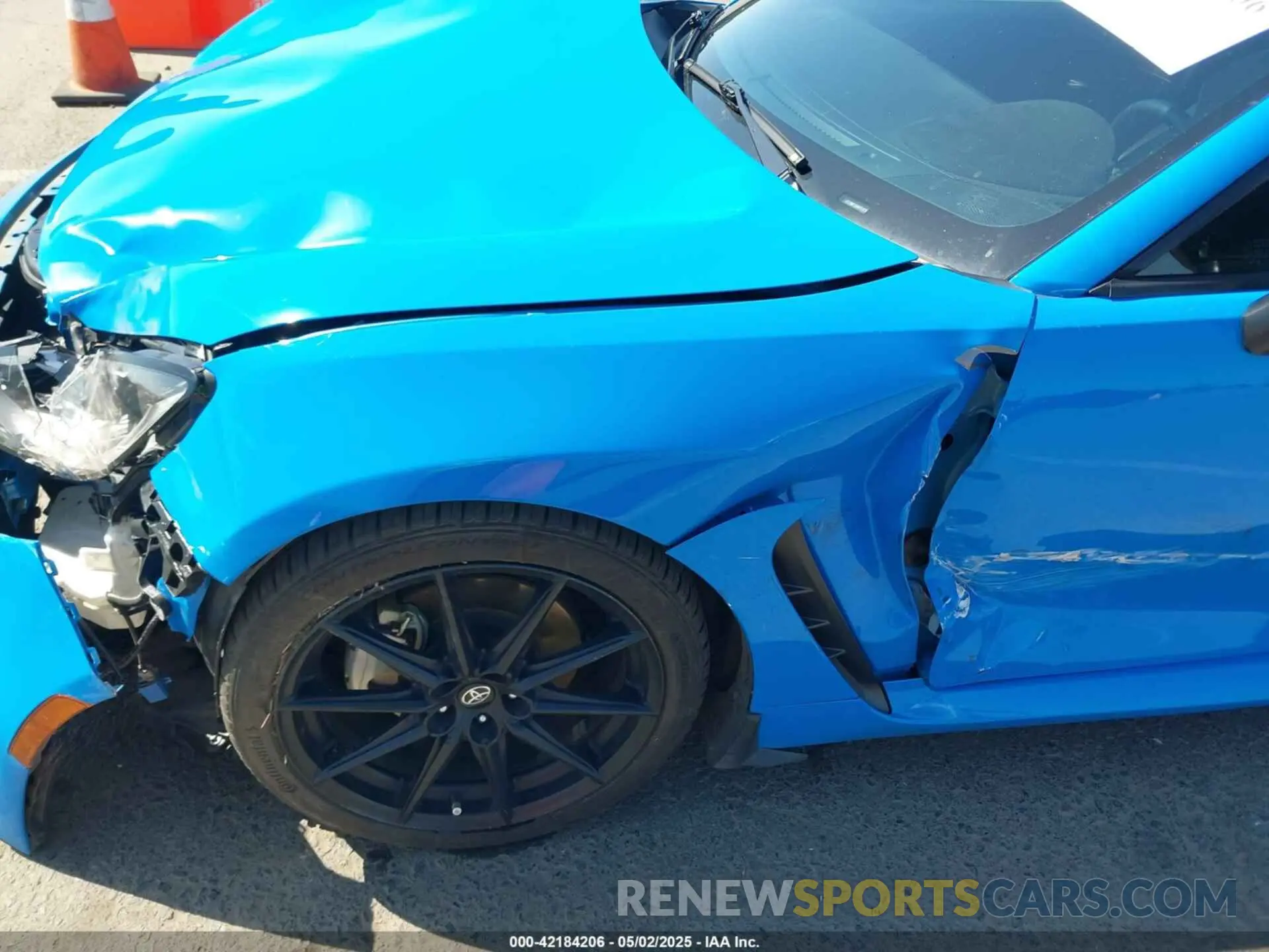 6 Photograph of a damaged car JF1ZNBF16N8751039 TOYOTA GR86 2022