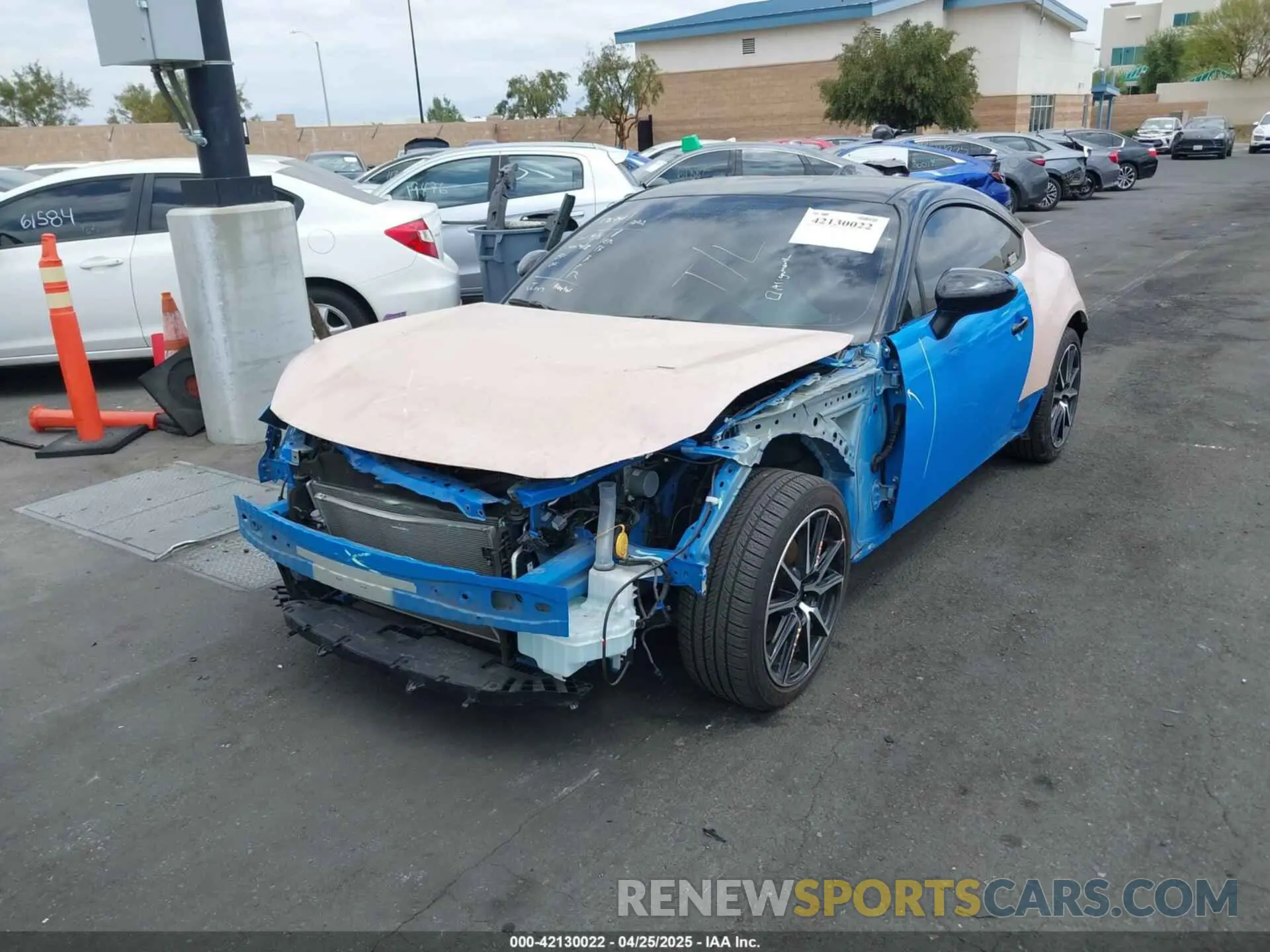 6 Photograph of a damaged car JF1ZNBB16P9752310 TOYOTA GR86 2023