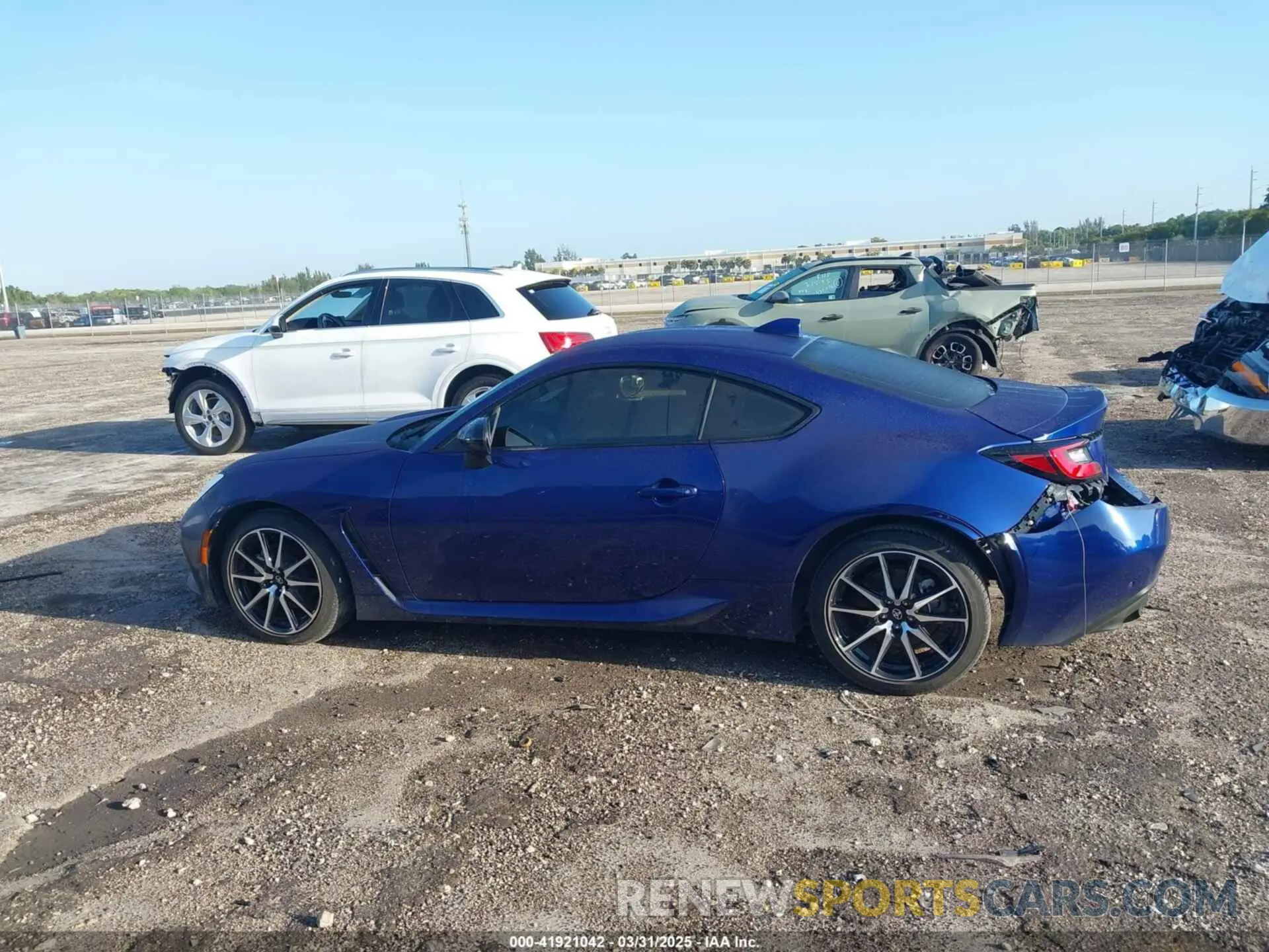 14 Photograph of a damaged car JF1ZNBC10P8756681 TOYOTA GR86 2023