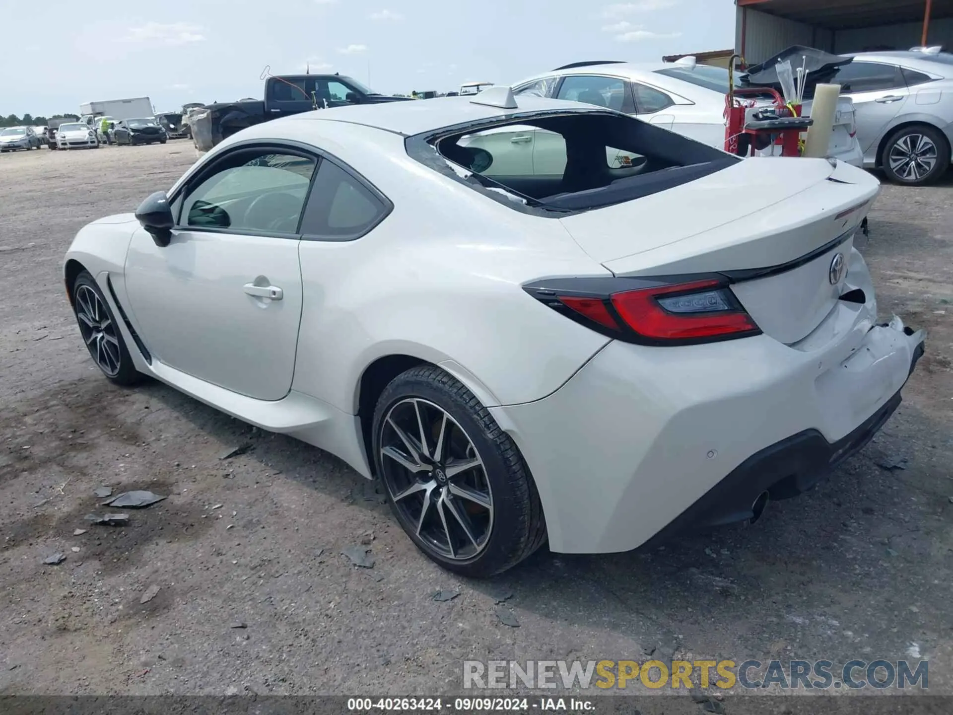 3 Photograph of a damaged car JF1ZNBC11P8761923 TOYOTA GR86 2023