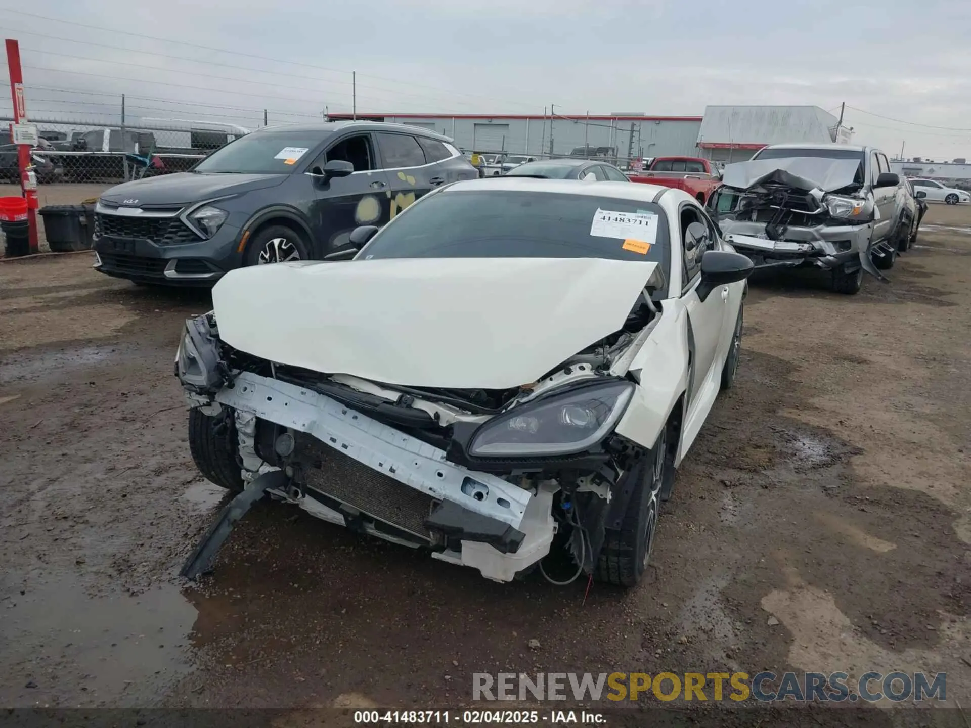 6 Photograph of a damaged car JF1ZNBC1XP8762794 TOYOTA GR86 2023