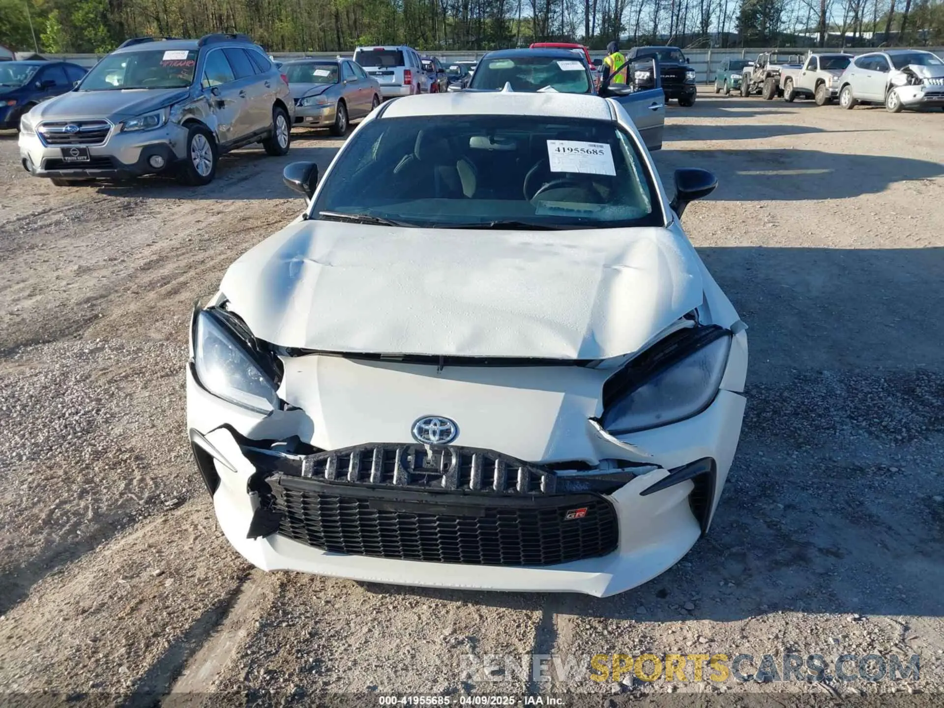 12 Photograph of a damaged car JF1ZNBE12P9759606 TOYOTA GR86 2023