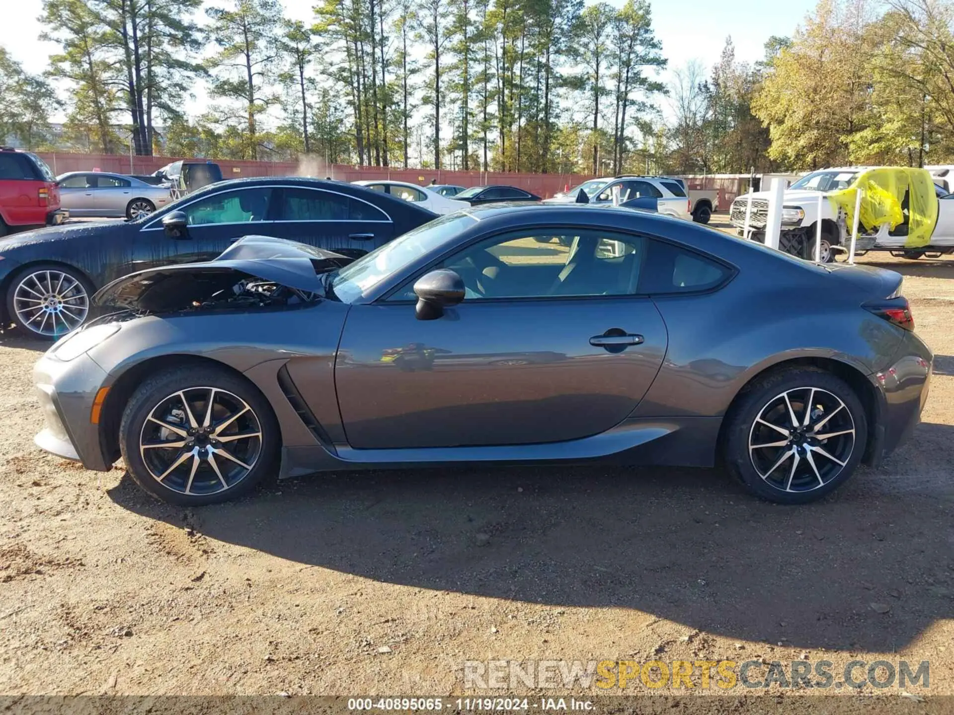 14 Photograph of a damaged car JF1ZNBB12R9758186 TOYOTA GR86 2024
