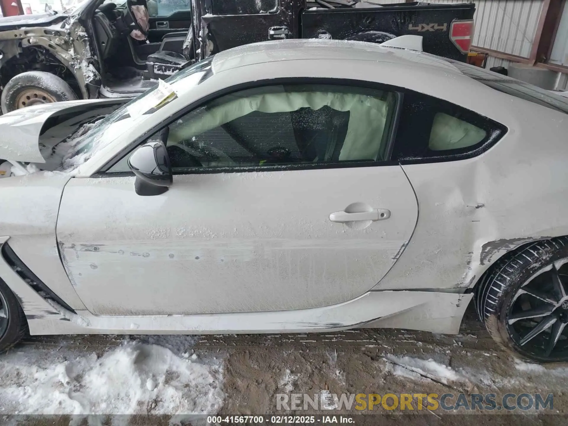 14 Photograph of a damaged car JF1ZNBE11R9755209 TOYOTA GR86 2024