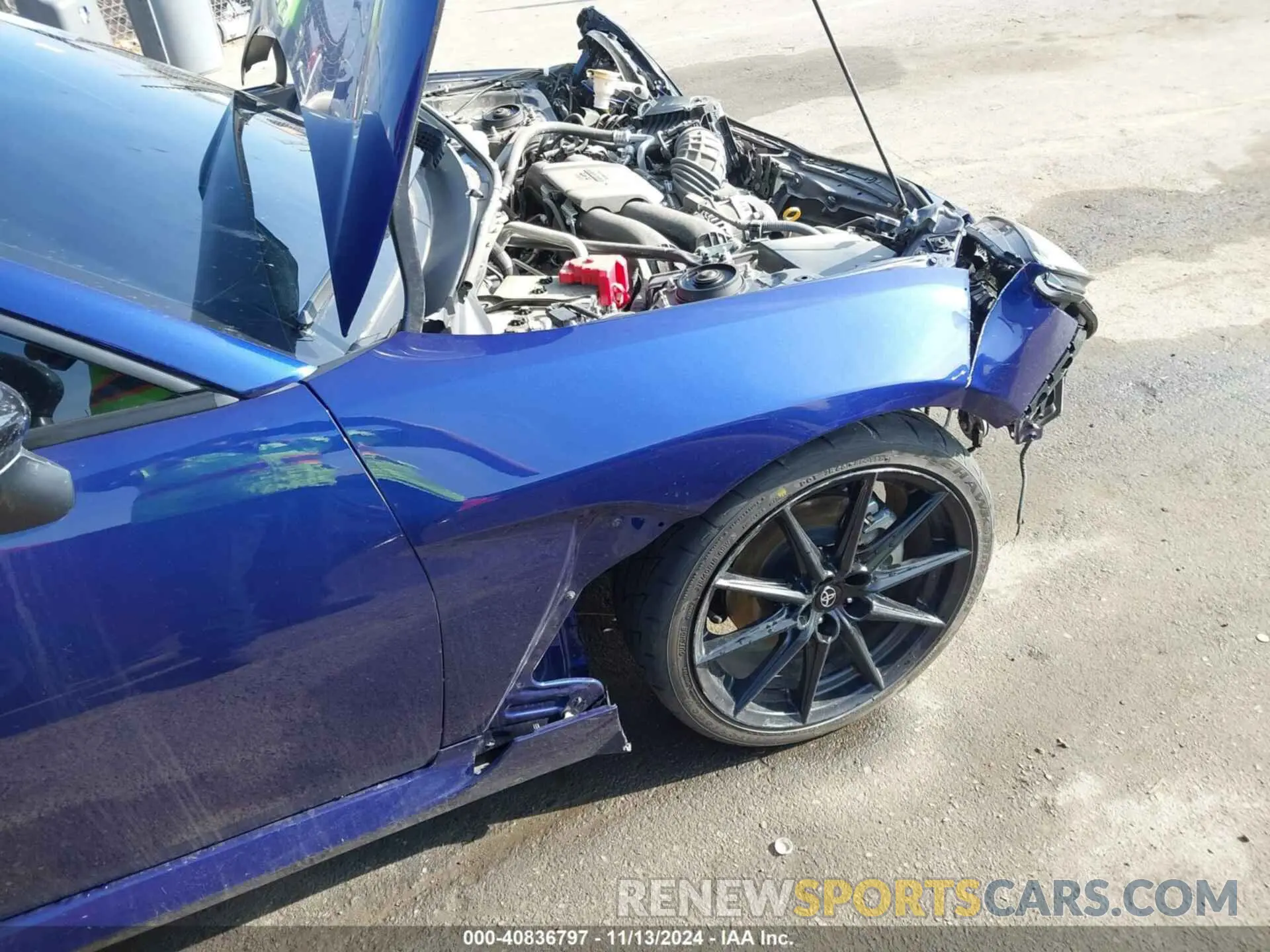 17 Photograph of a damaged car JF1ZNBE12R9755767 TOYOTA GR86 2024