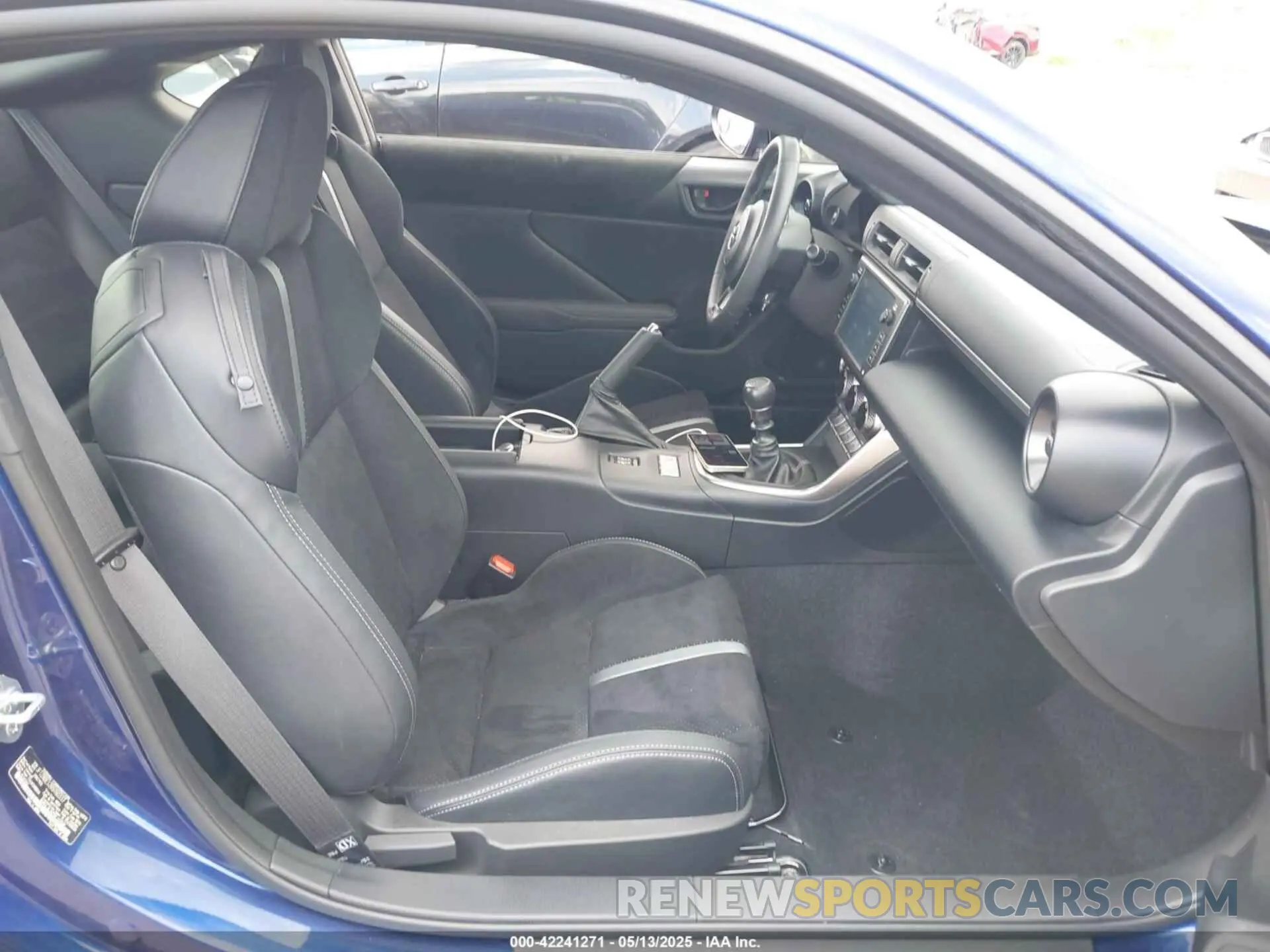 5 Photograph of a damaged car JF1ZNBE12R9760337 TOYOTA GR86 2024