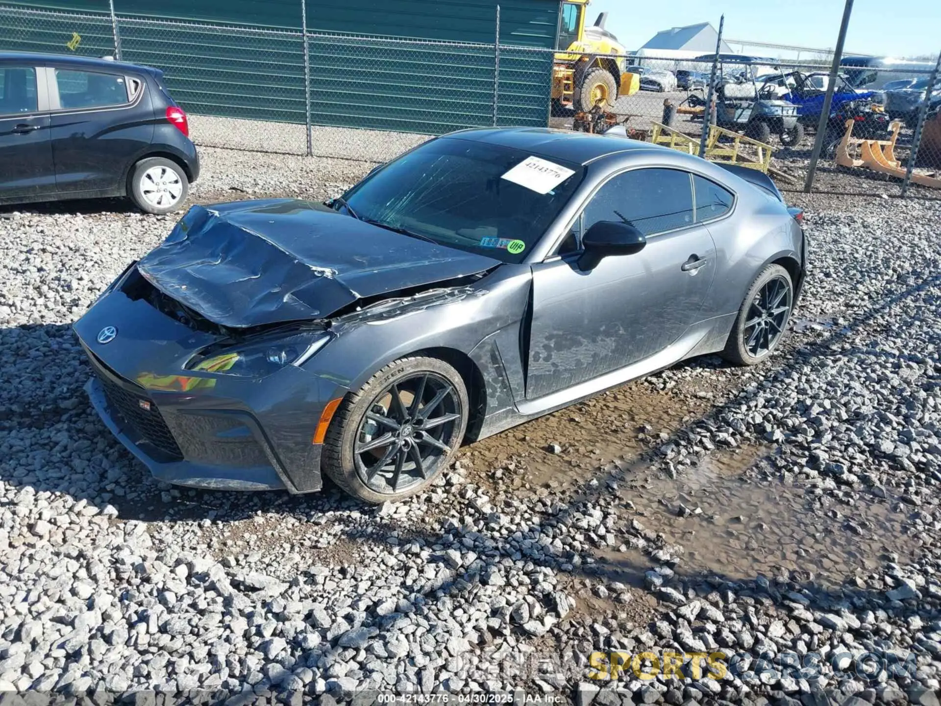 2 Photograph of a damaged car JF1ZNBE16R9754394 TOYOTA GR86 2024