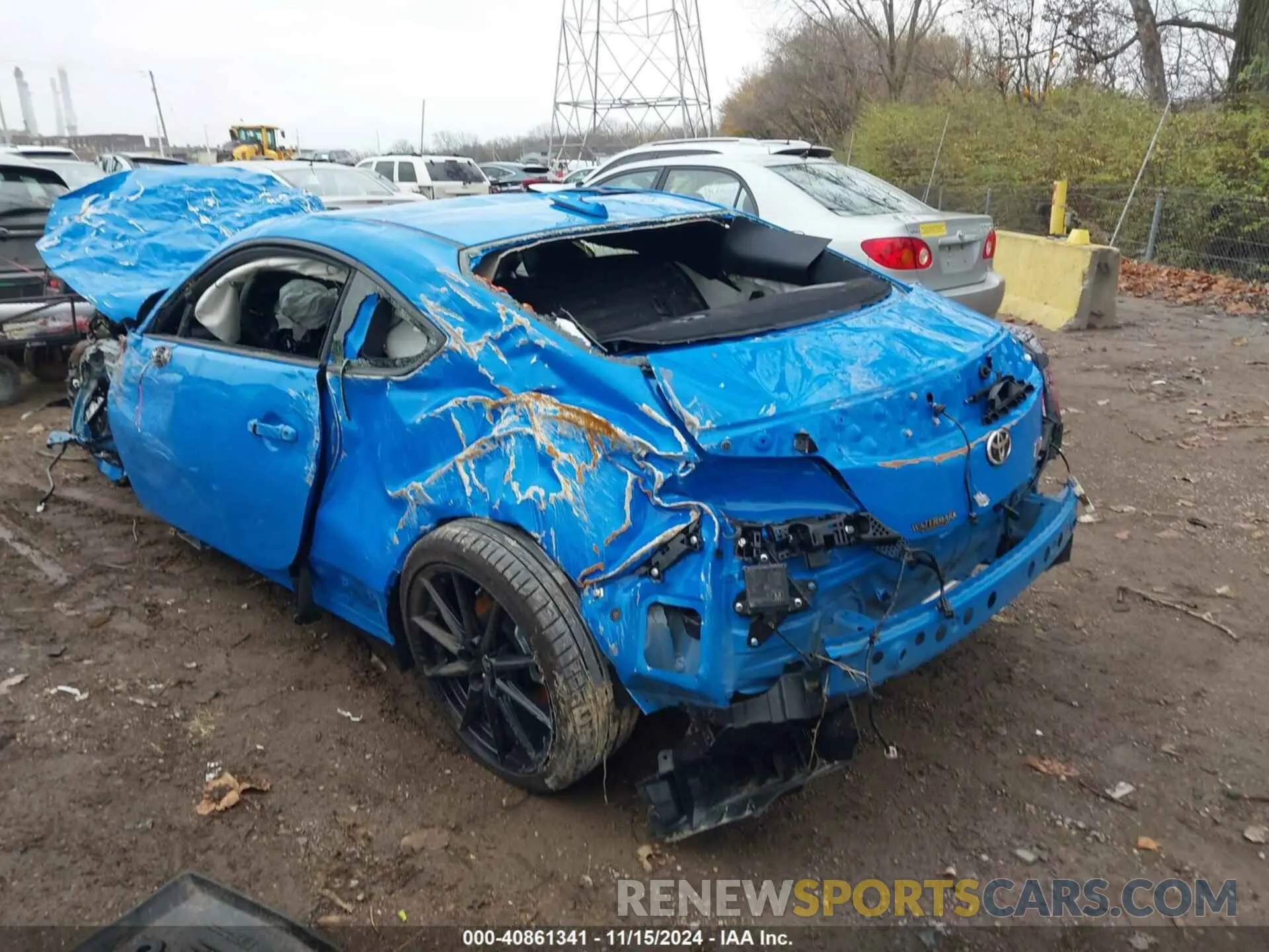 3 Photograph of a damaged car JF1ZNBE17R8756404 TOYOTA GR86 2024