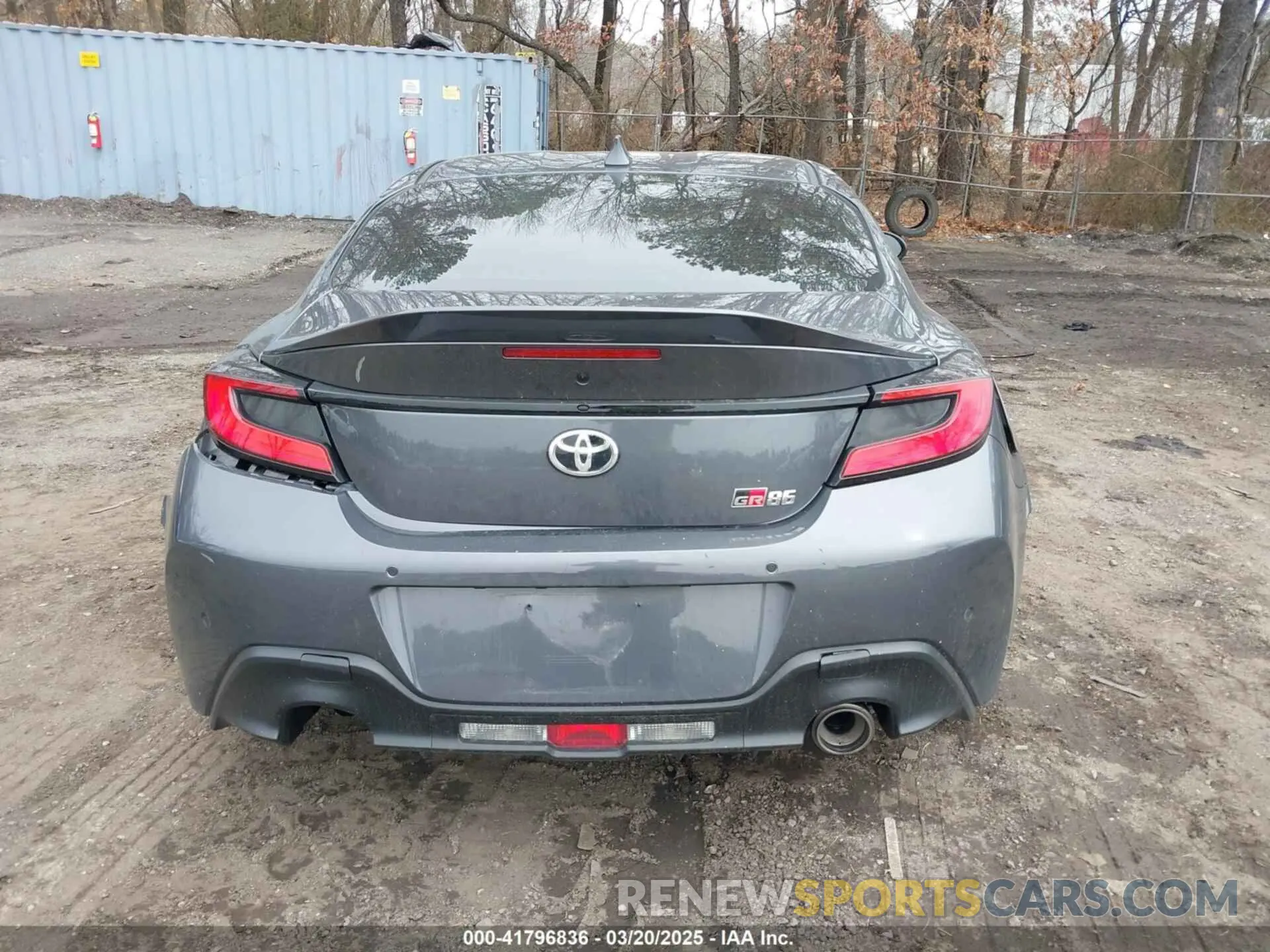 16 Photograph of a damaged car JF1ZNBE18R8756993 TOYOTA GR86 2024