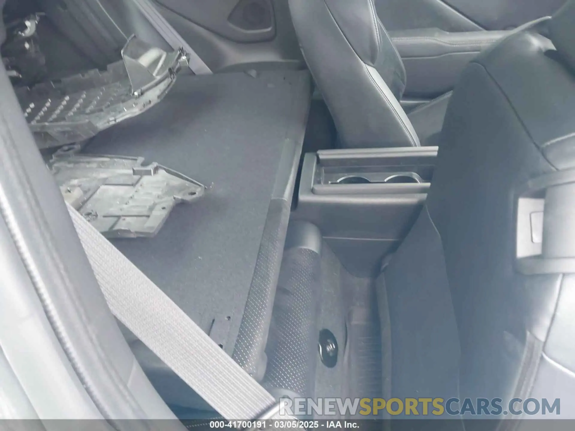 8 Photograph of a damaged car JF1ZNBE18R8759117 TOYOTA GR86 2024