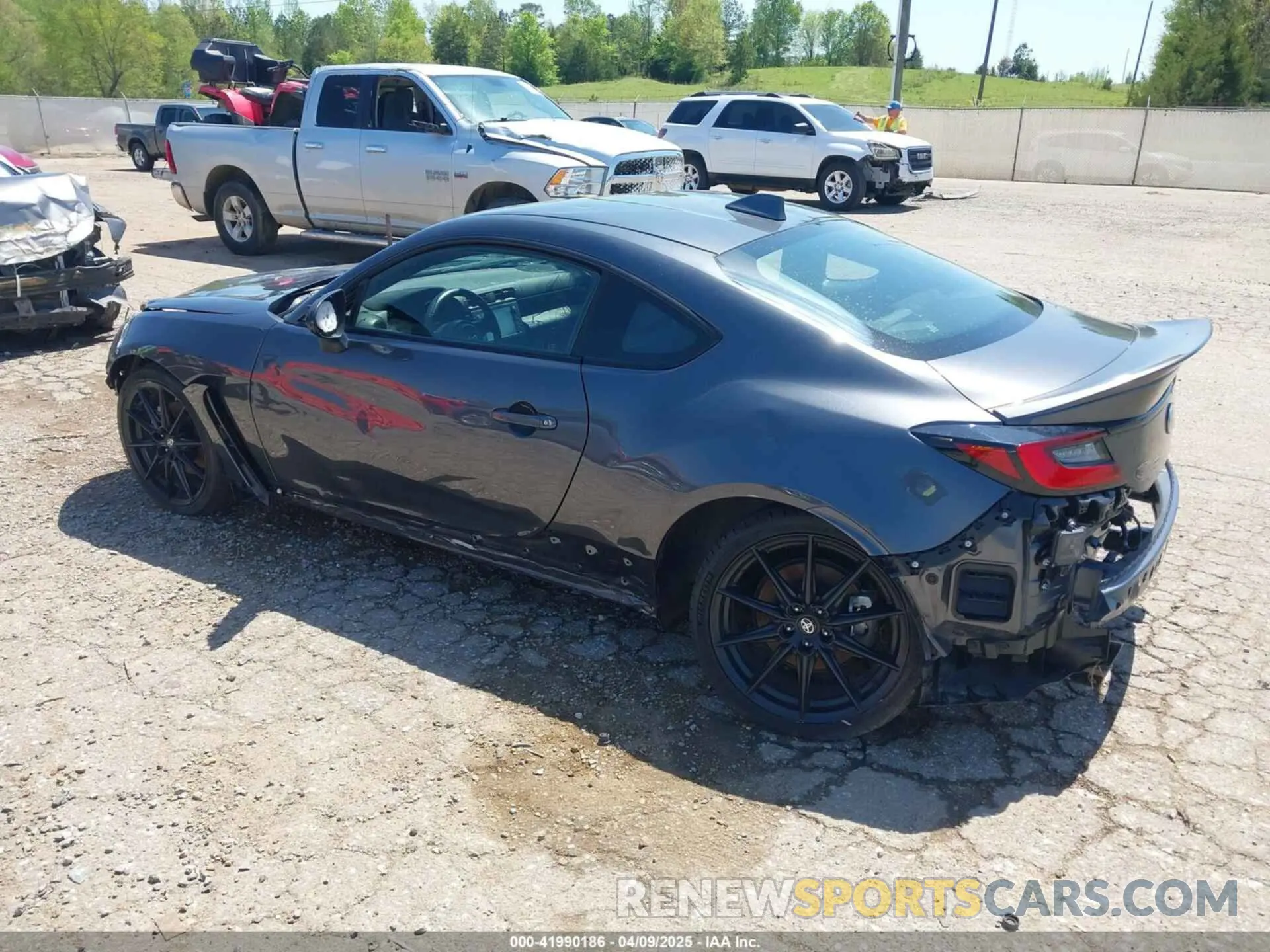 3 Photograph of a damaged car JF1ZNBE1XR8756803 TOYOTA GR86 2024