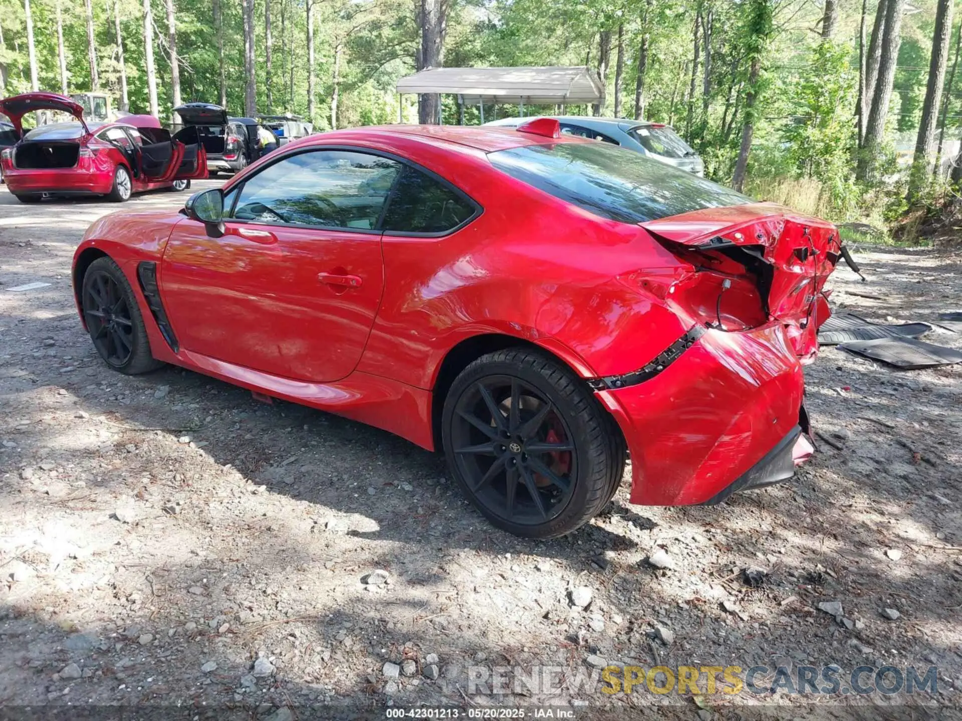 3 Photograph of a damaged car JF1ZNBE1XR8760723 TOYOTA GR86 2024