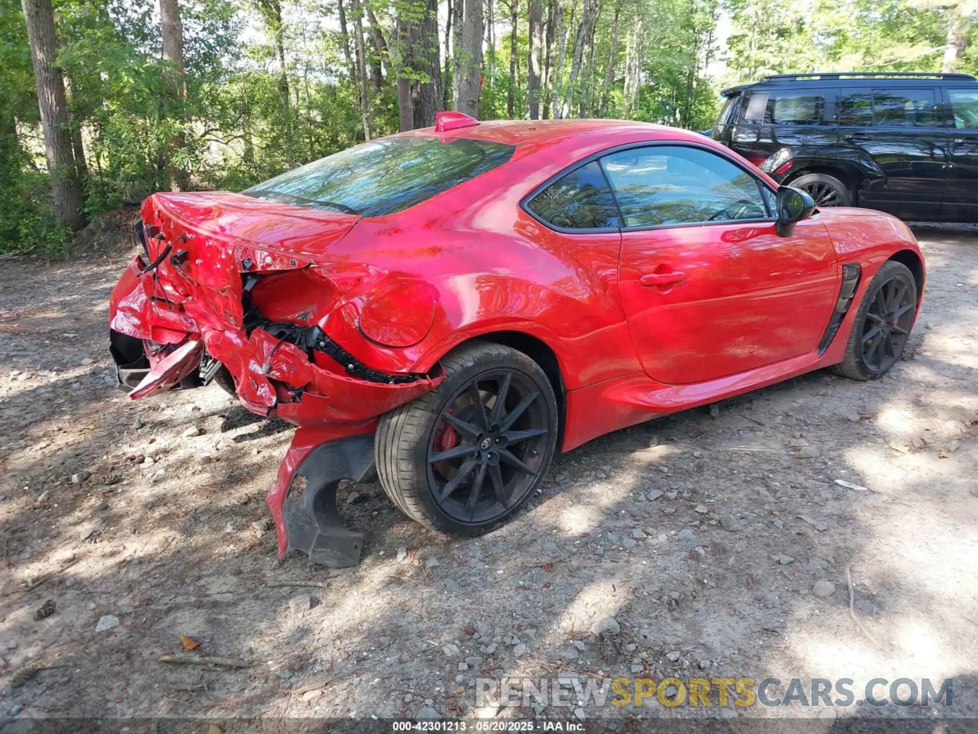 4 Photograph of a damaged car JF1ZNBE1XR8760723 TOYOTA GR86 2024