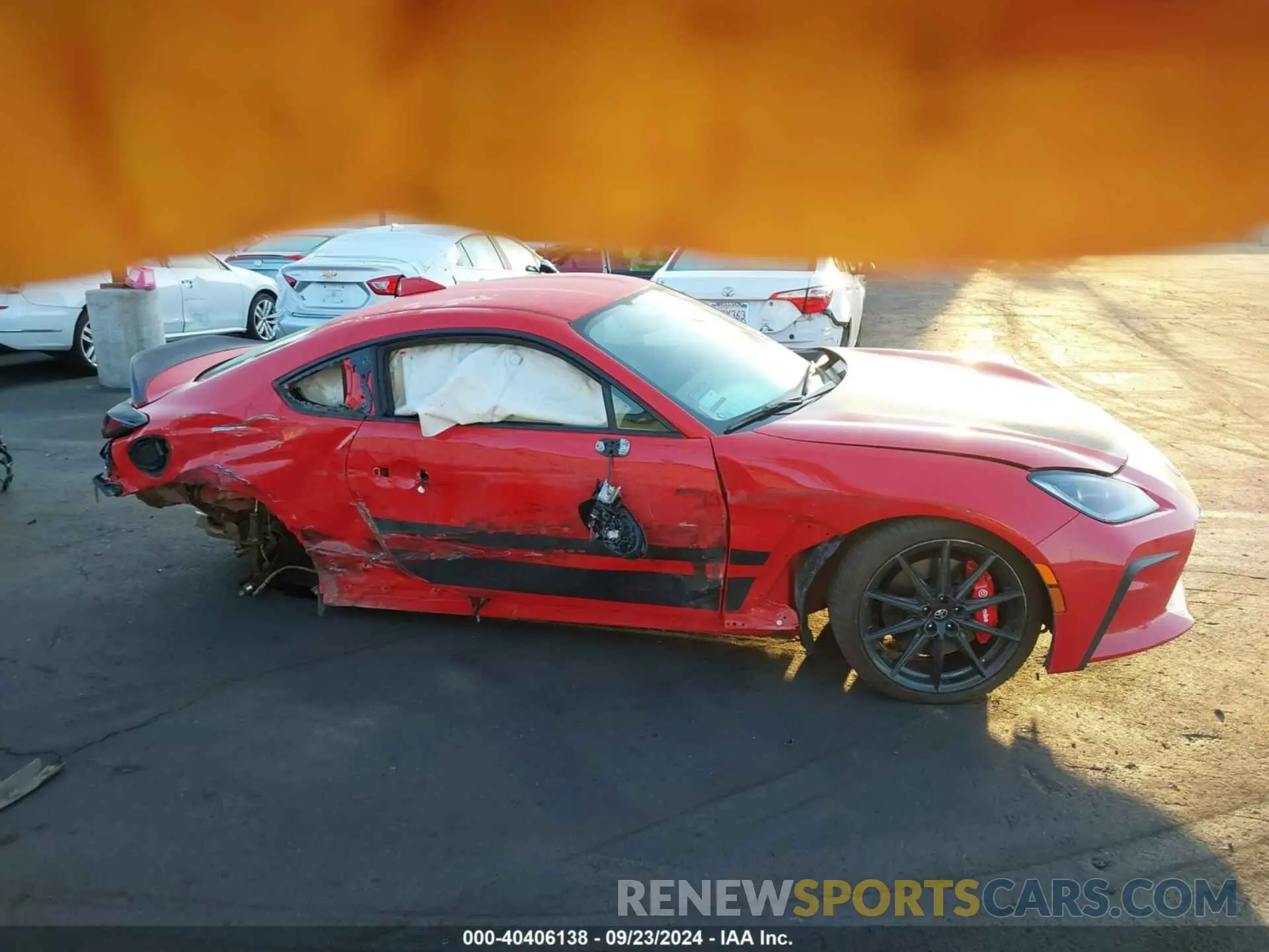 14 Photograph of a damaged car JF1ZNBM11R8752608 TOYOTA GR86 2024