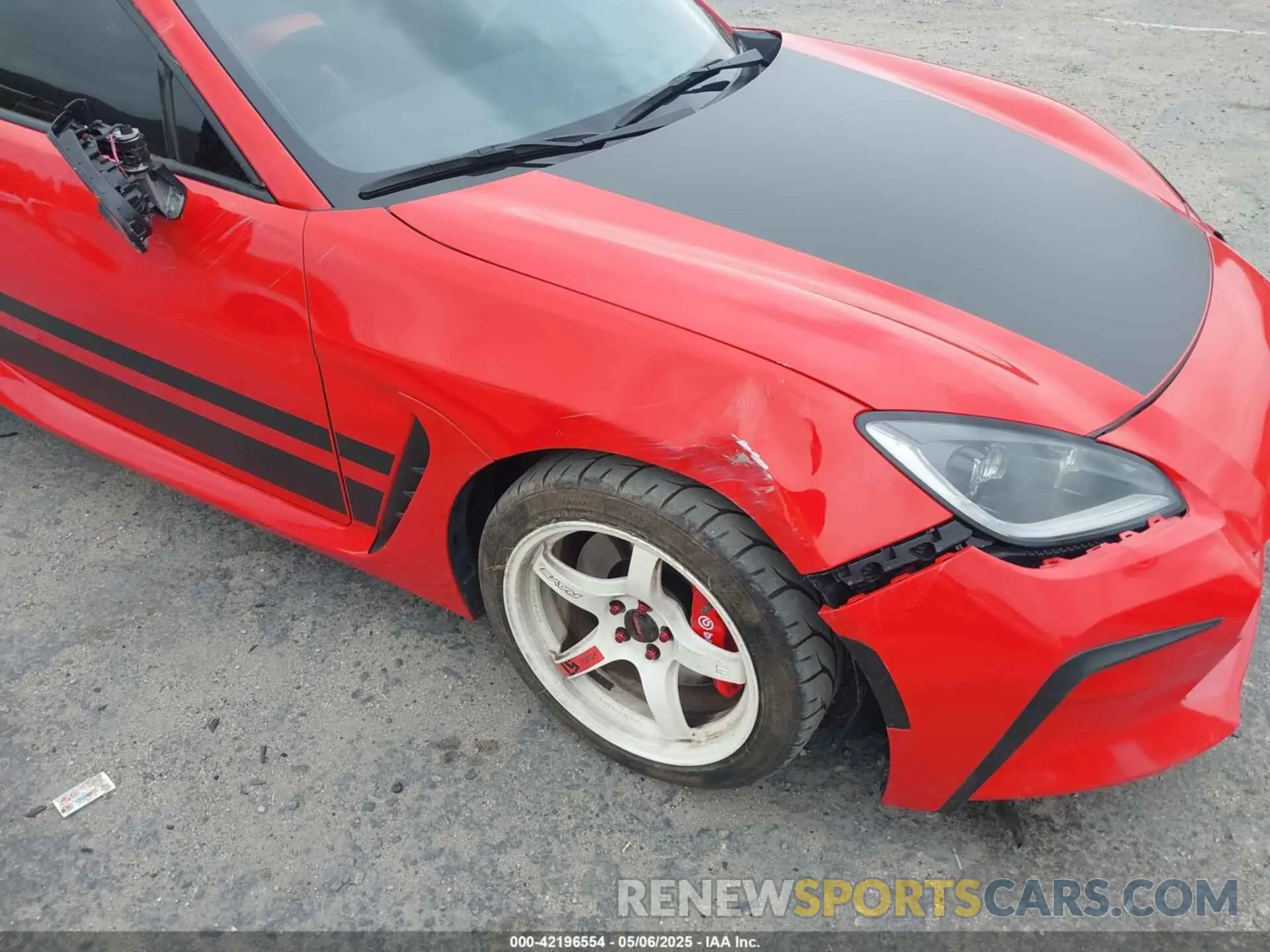 12 Photograph of a damaged car JF1ZNBM15R9750774 TOYOTA GR86 2024