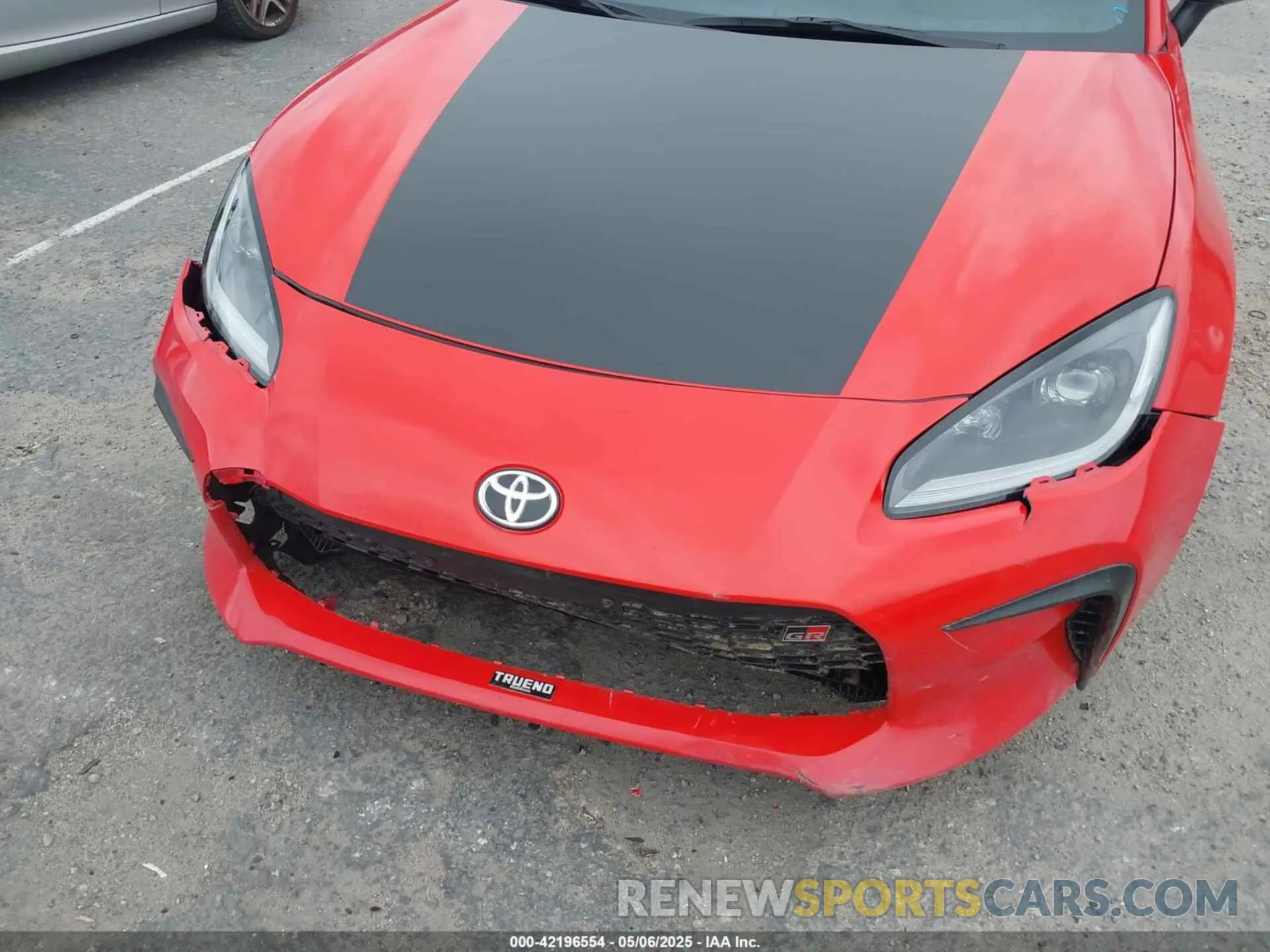 14 Photograph of a damaged car JF1ZNBM15R9750774 TOYOTA GR86 2024