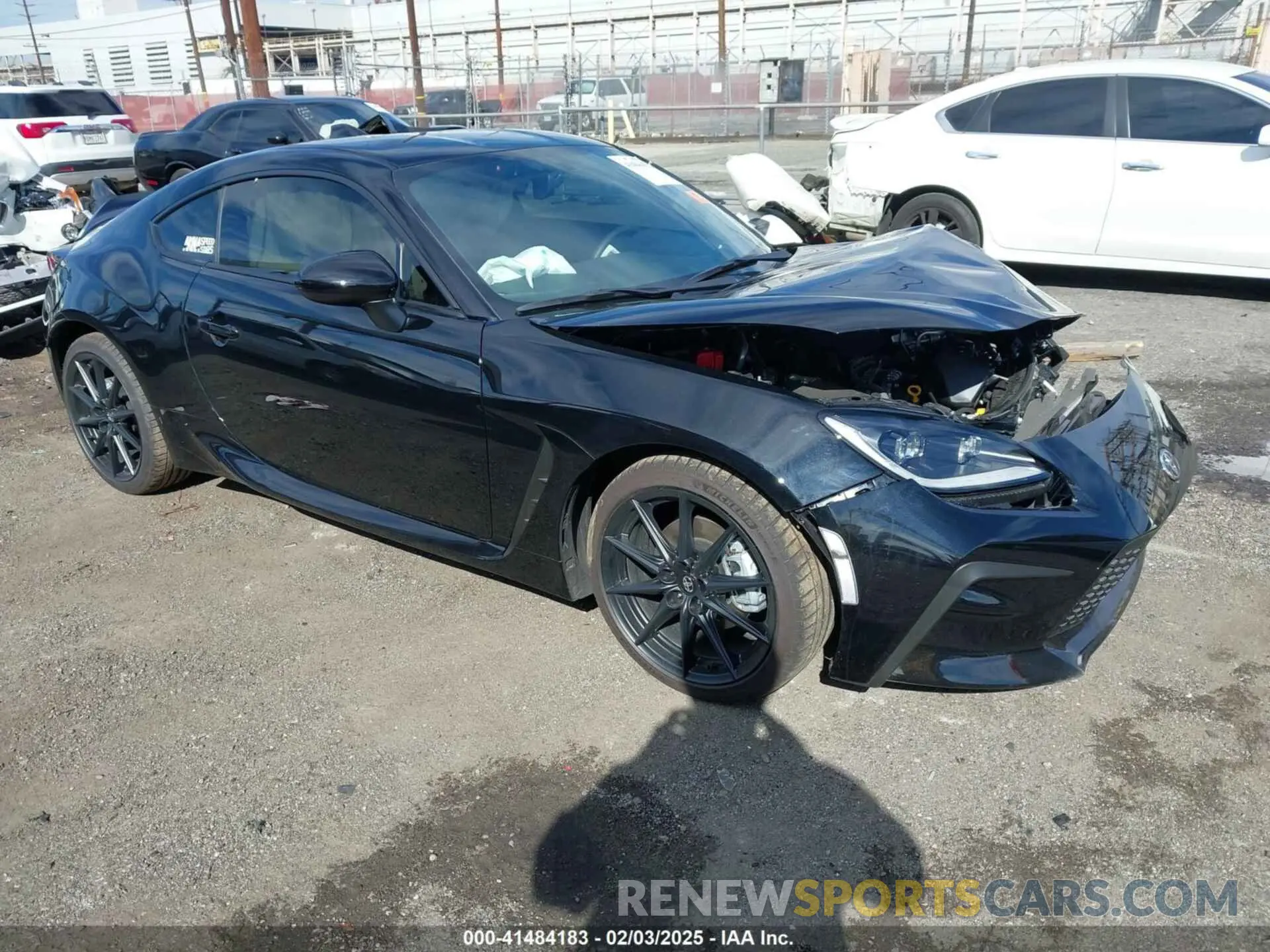 1 Photograph of a damaged car JF1ZNBE14S9750575 TOYOTA GR86 2025