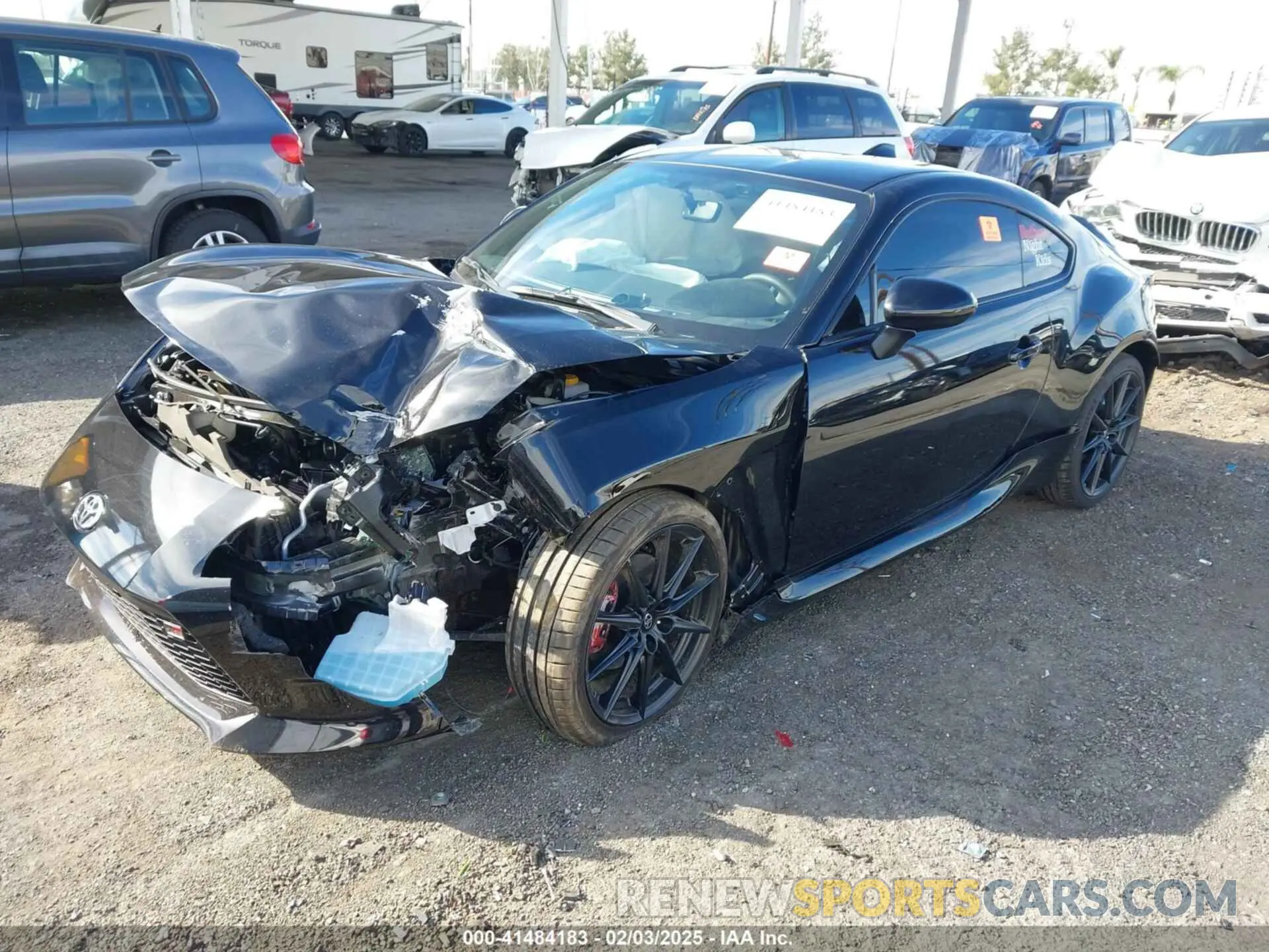 2 Photograph of a damaged car JF1ZNBE14S9750575 TOYOTA GR86 2025
