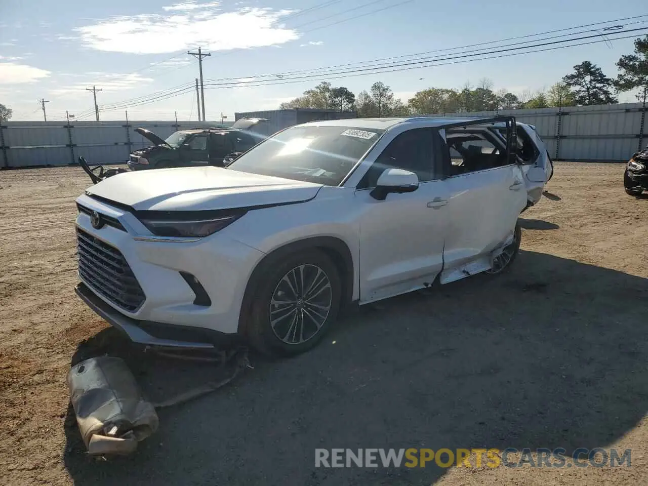 1 Photograph of a damaged car 5TDADAB58RS005626 TOYOTA GRAND HIGH 2024