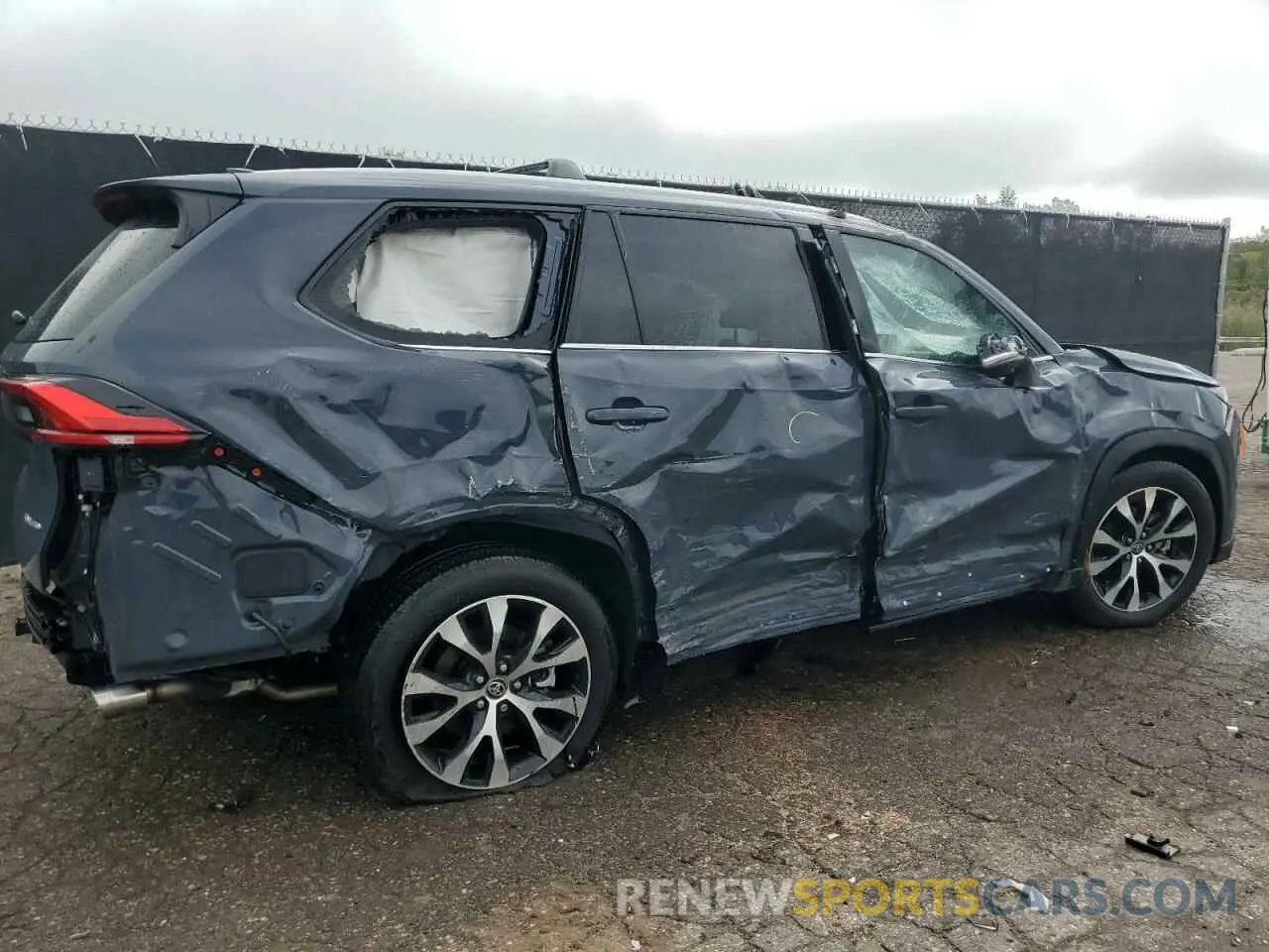 3 Photograph of a damaged car 5TDADAB5XRS004395 TOYOTA GRAND HIGH 2024