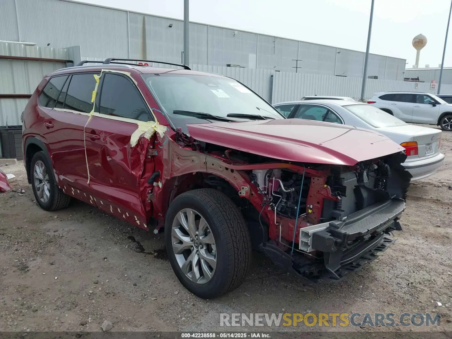 1 Photograph of a damaged car 5TDAAAA51RS012847 TOYOTA GRAND HIGHLANDER 2024