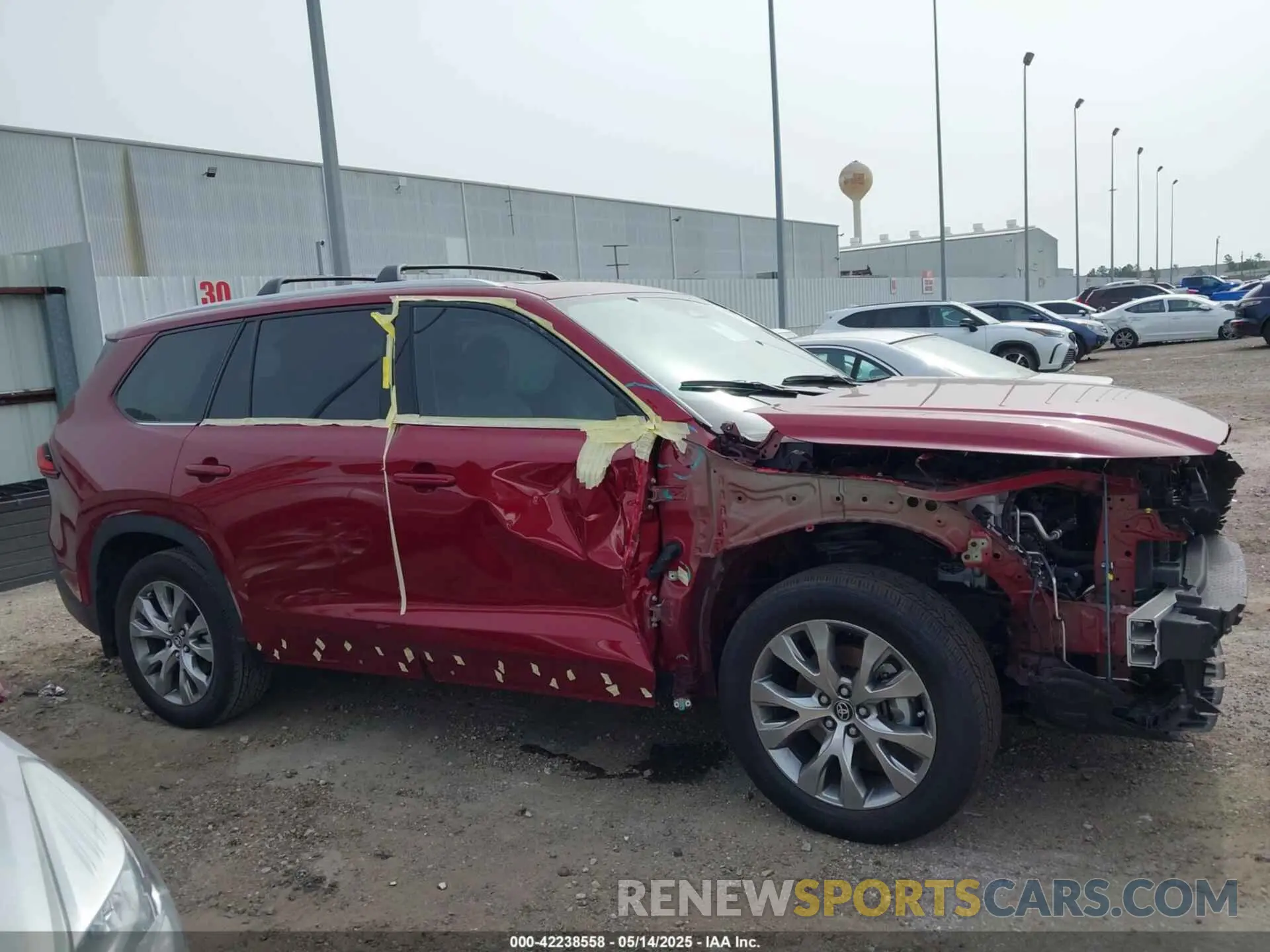 14 Photograph of a damaged car 5TDAAAA51RS012847 TOYOTA GRAND HIGHLANDER 2024