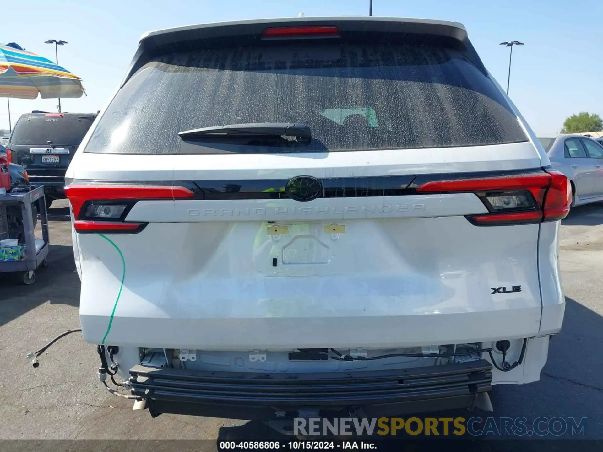 17 Photograph of a damaged car 5TDAAAA54RS009649 TOYOTA GRAND HIGHLANDER 2024