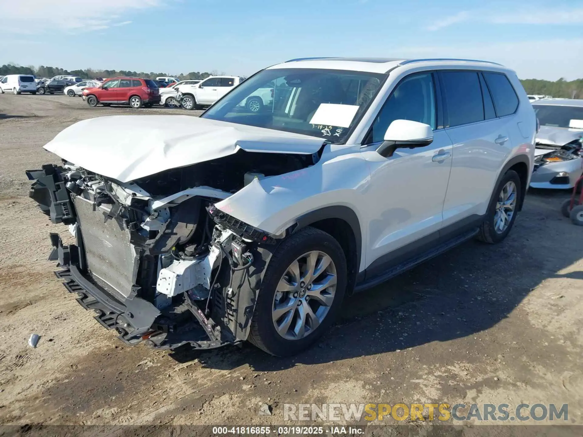 2 Photograph of a damaged car 5TDAAAA59RS013969 TOYOTA GRAND HIGHLANDER 2024
