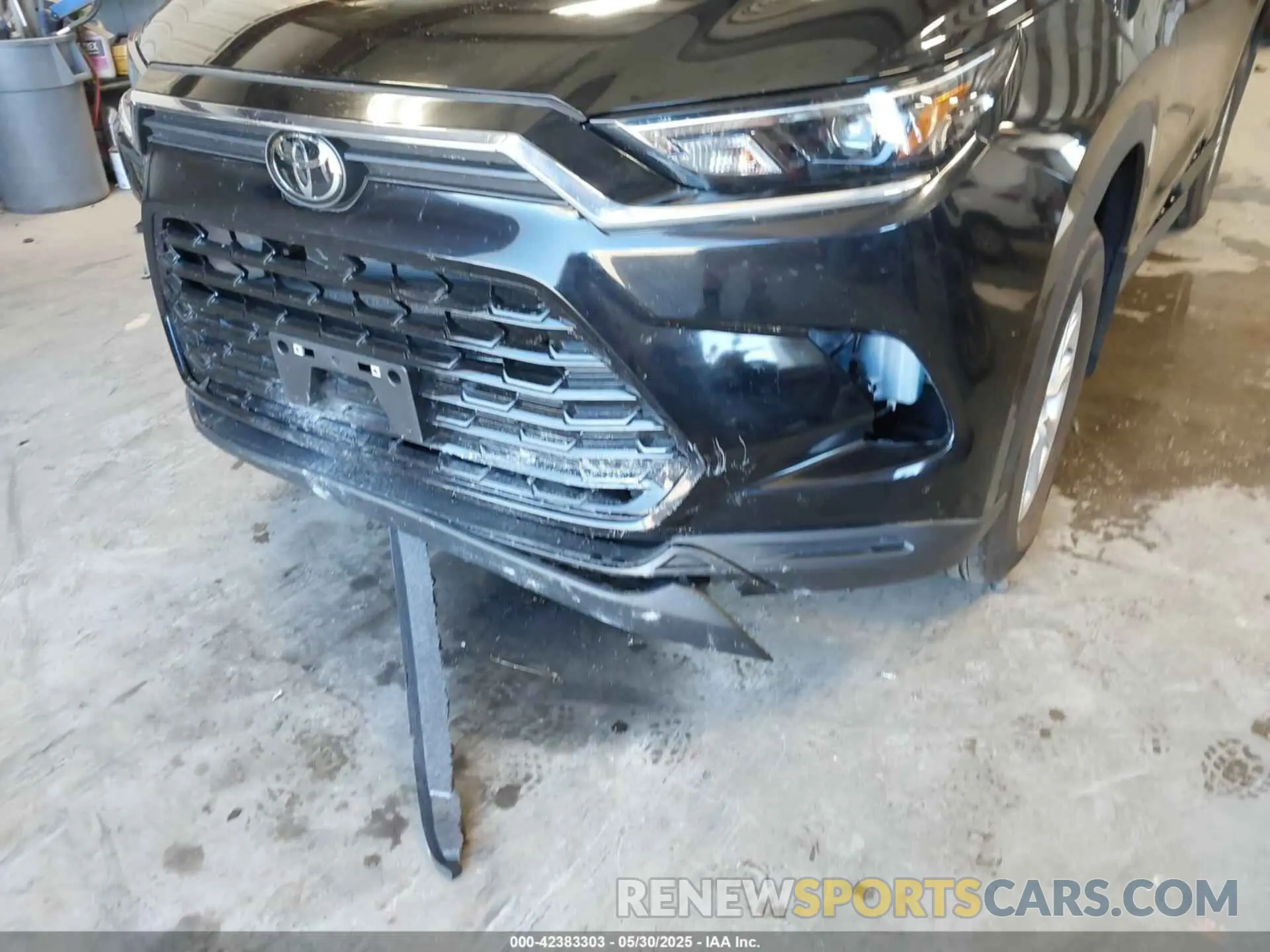 6 Photograph of a damaged car 5TDAAAB50RS069927 TOYOTA GRAND HIGHLANDER 2024