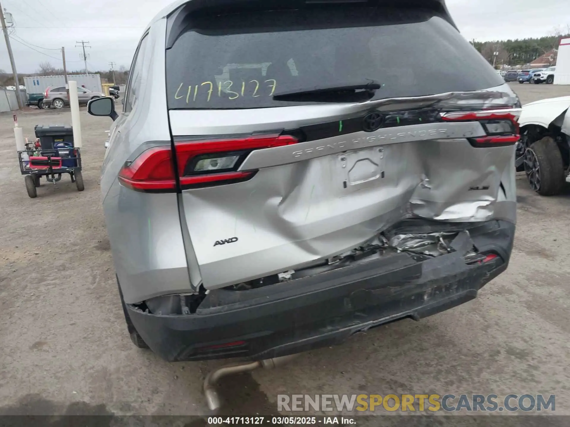 6 Photograph of a damaged car 5TDAAAB51RS033910 TOYOTA GRAND HIGHLANDER 2024