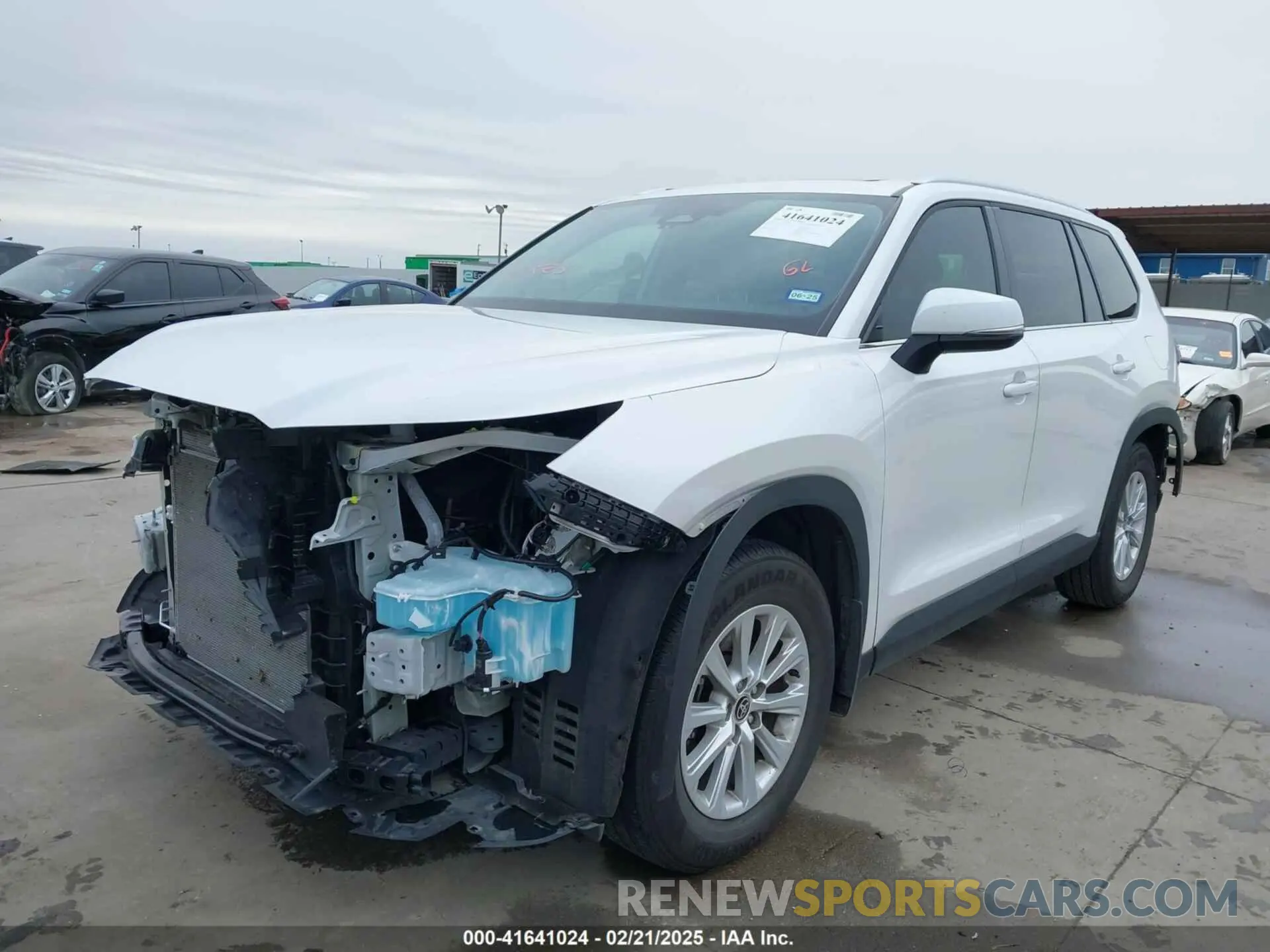 2 Photograph of a damaged car 5TDAAAB52RS059190 TOYOTA GRAND HIGHLANDER 2024