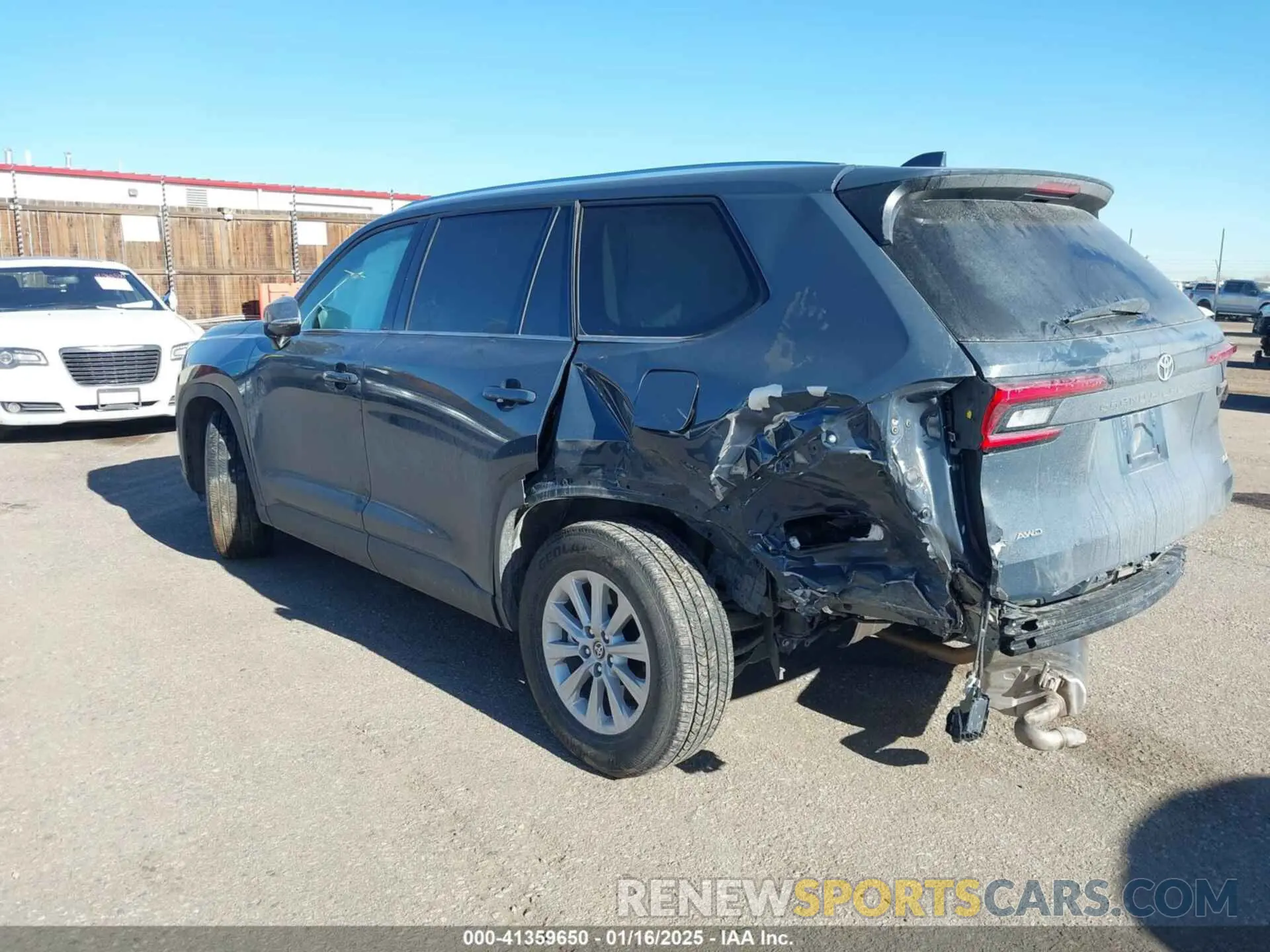 3 Photograph of a damaged car 5TDAAAB53RS045380 TOYOTA GRAND HIGHLANDER 2024