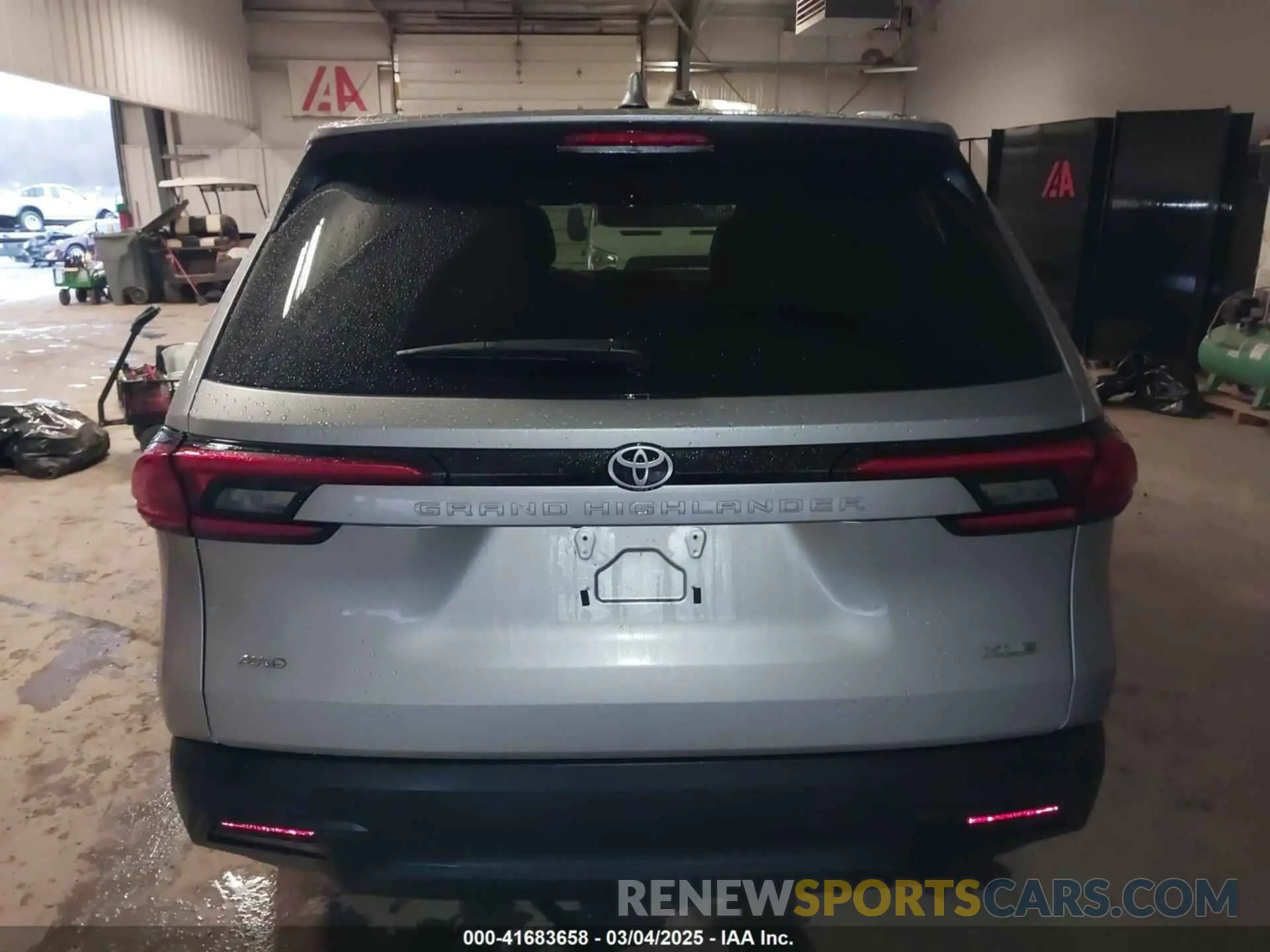 16 Photograph of a damaged car 5TDAAAB54RS060678 TOYOTA GRAND HIGHLANDER 2024
