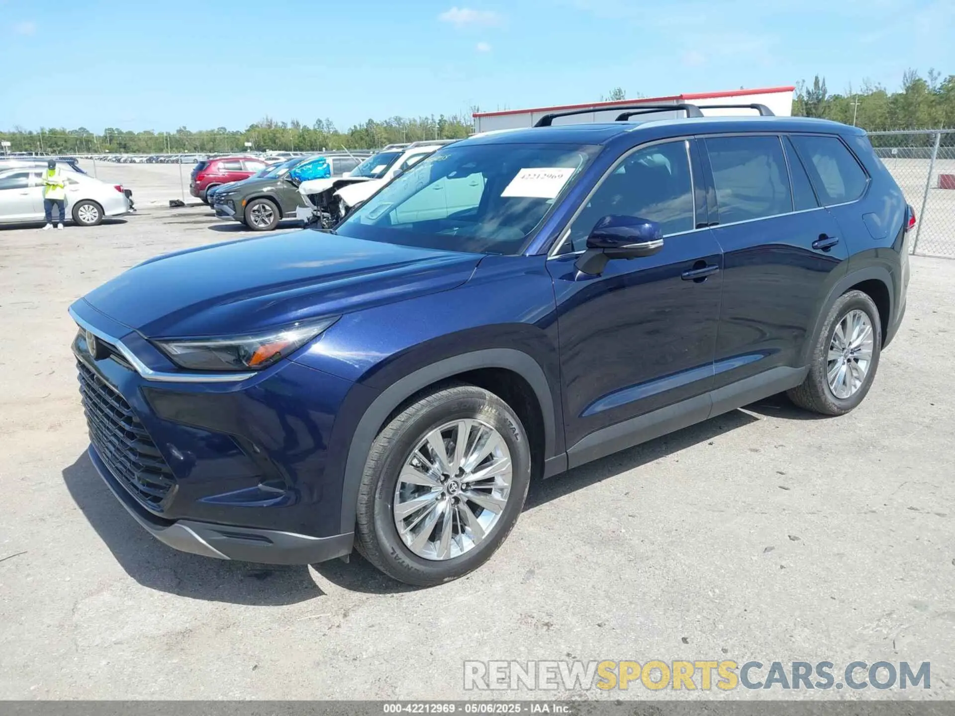 2 Photograph of a damaged car 5TDAAAB56RS000899 TOYOTA GRAND HIGHLANDER 2024